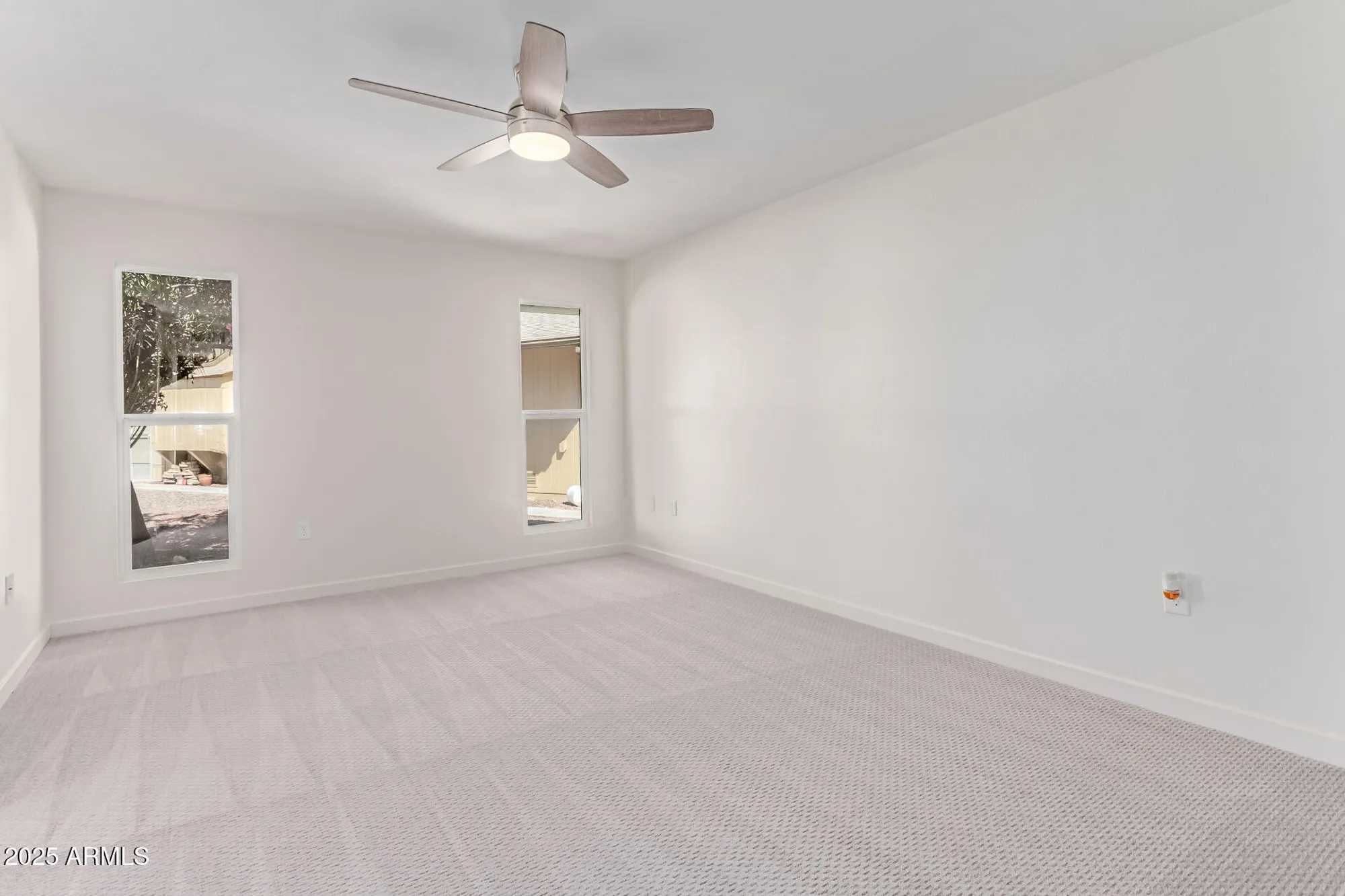 Property Slideshow image 21 of 36 | 16853 n meadow park dr, Sun City, AZ, 85351