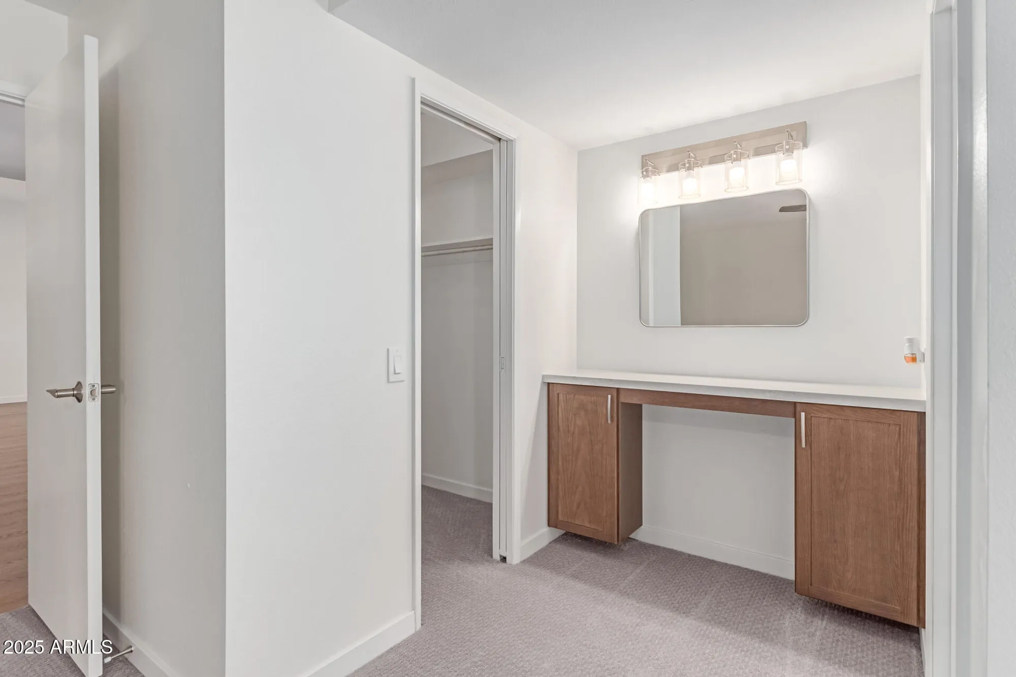 Property Slideshow image 23 of 36 | 16853 n meadow park dr, Sun City, AZ, 85351