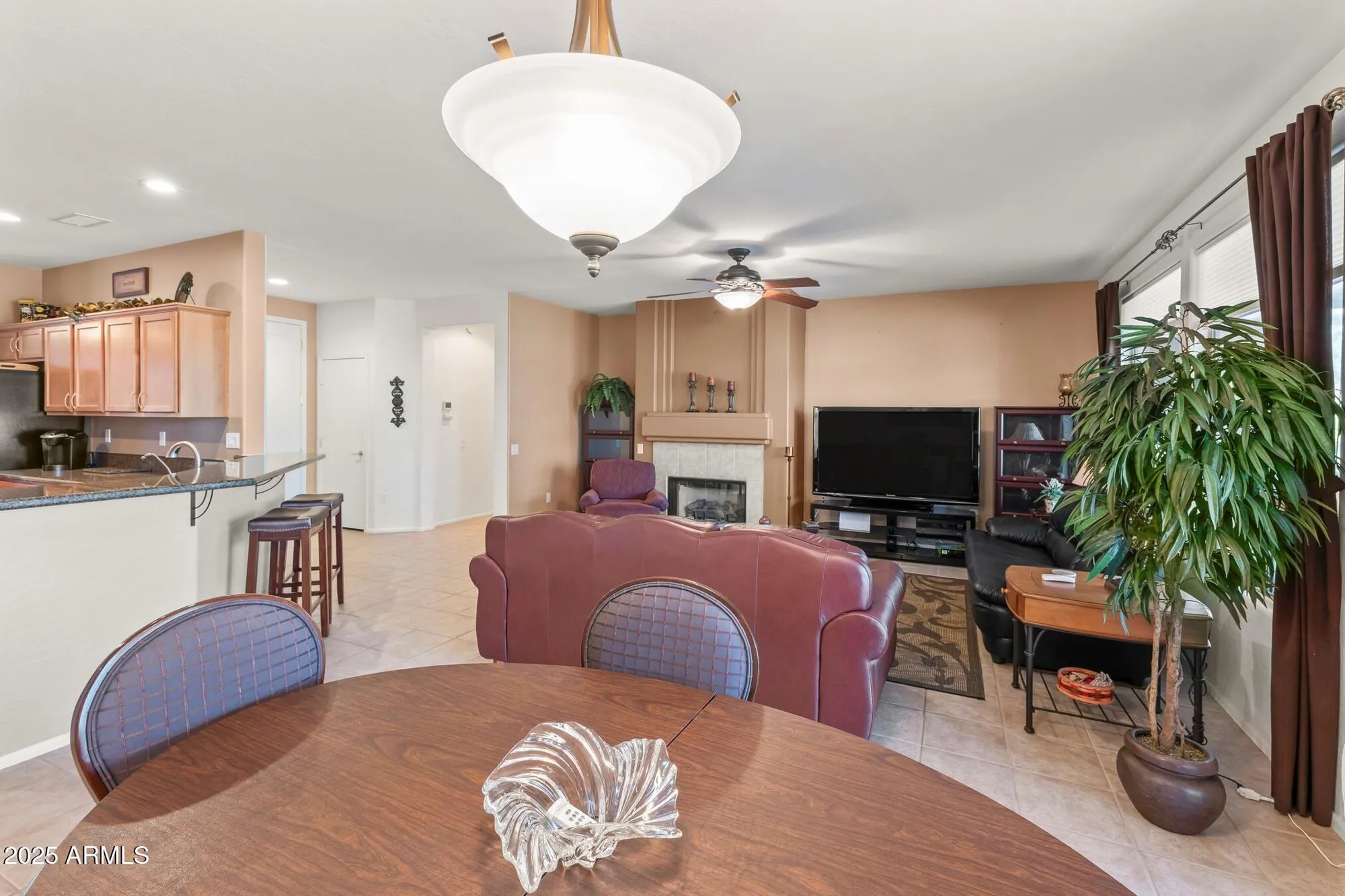 Property Slideshow image 8 of 38 | 18836 n sunsites dr, Surprise, AZ, 85387