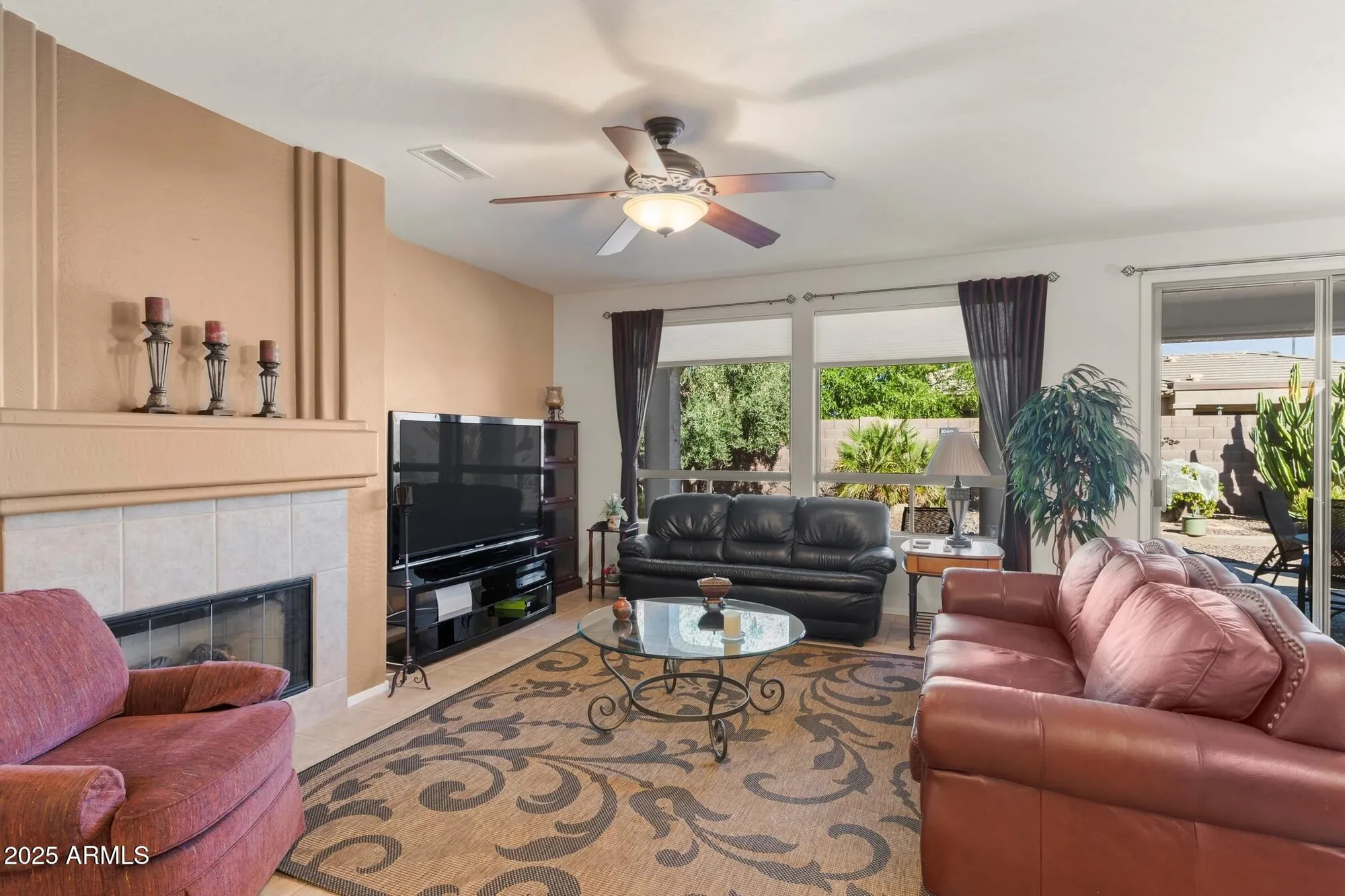 Property Slideshow image 9 of 38 | 18836 n sunsites dr, Surprise, AZ, 85387