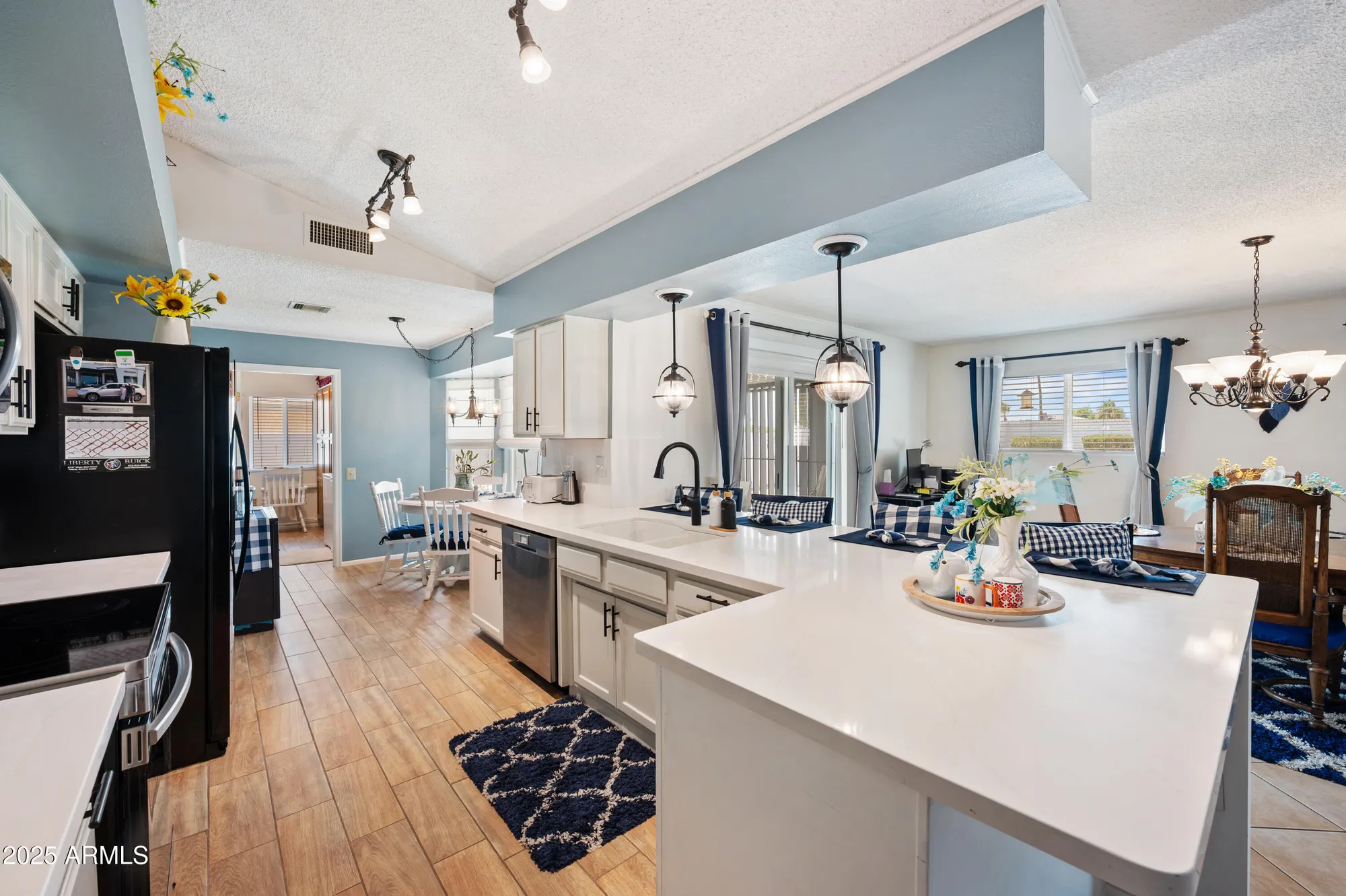 Property Slideshow image 5 of 33 | 17602 n desert glen dr, Sun City West, AZ, 85375