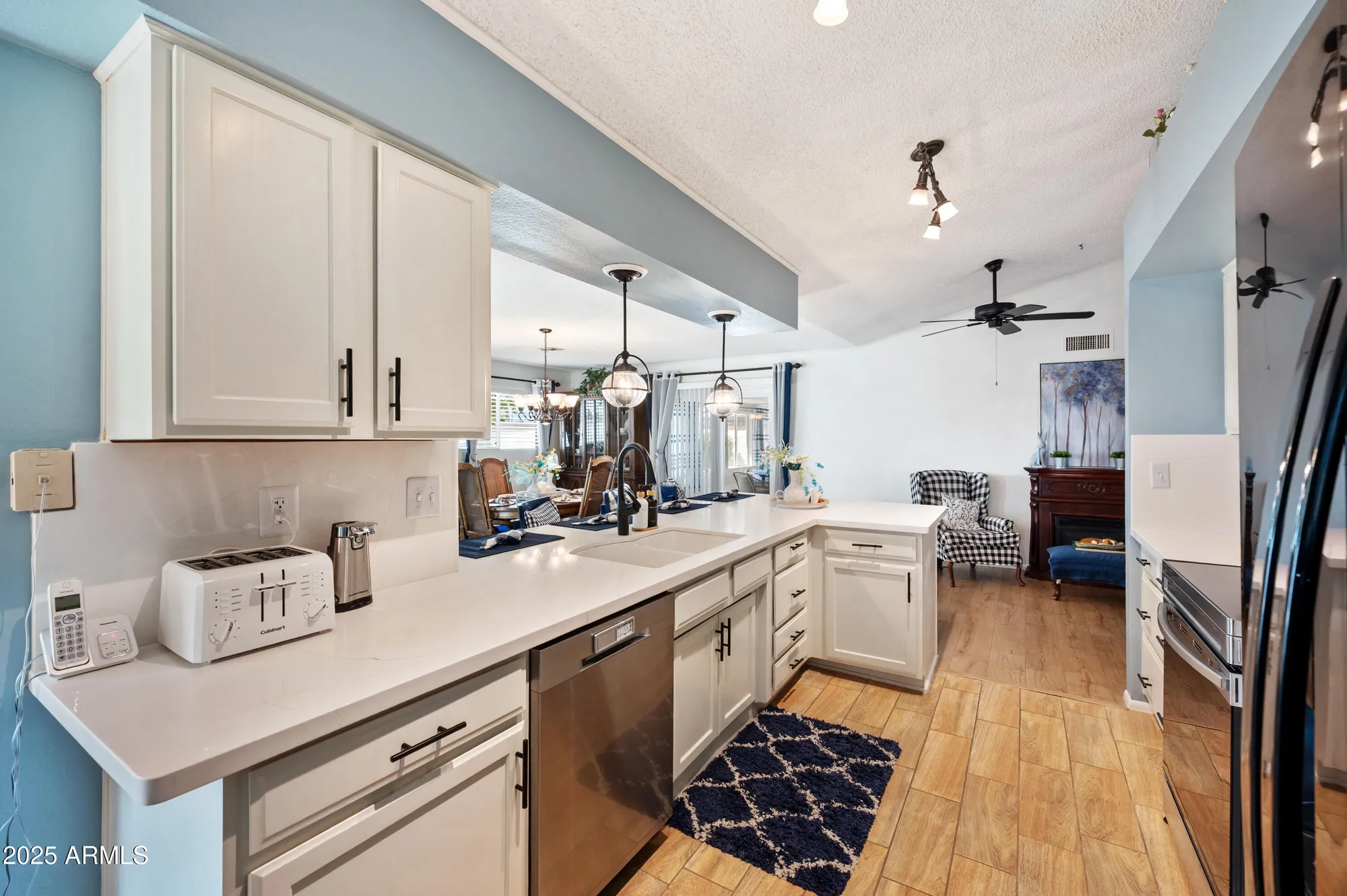 Property Slideshow image 7 of 33 | 17602 n desert glen dr, Sun City West, AZ, 85375