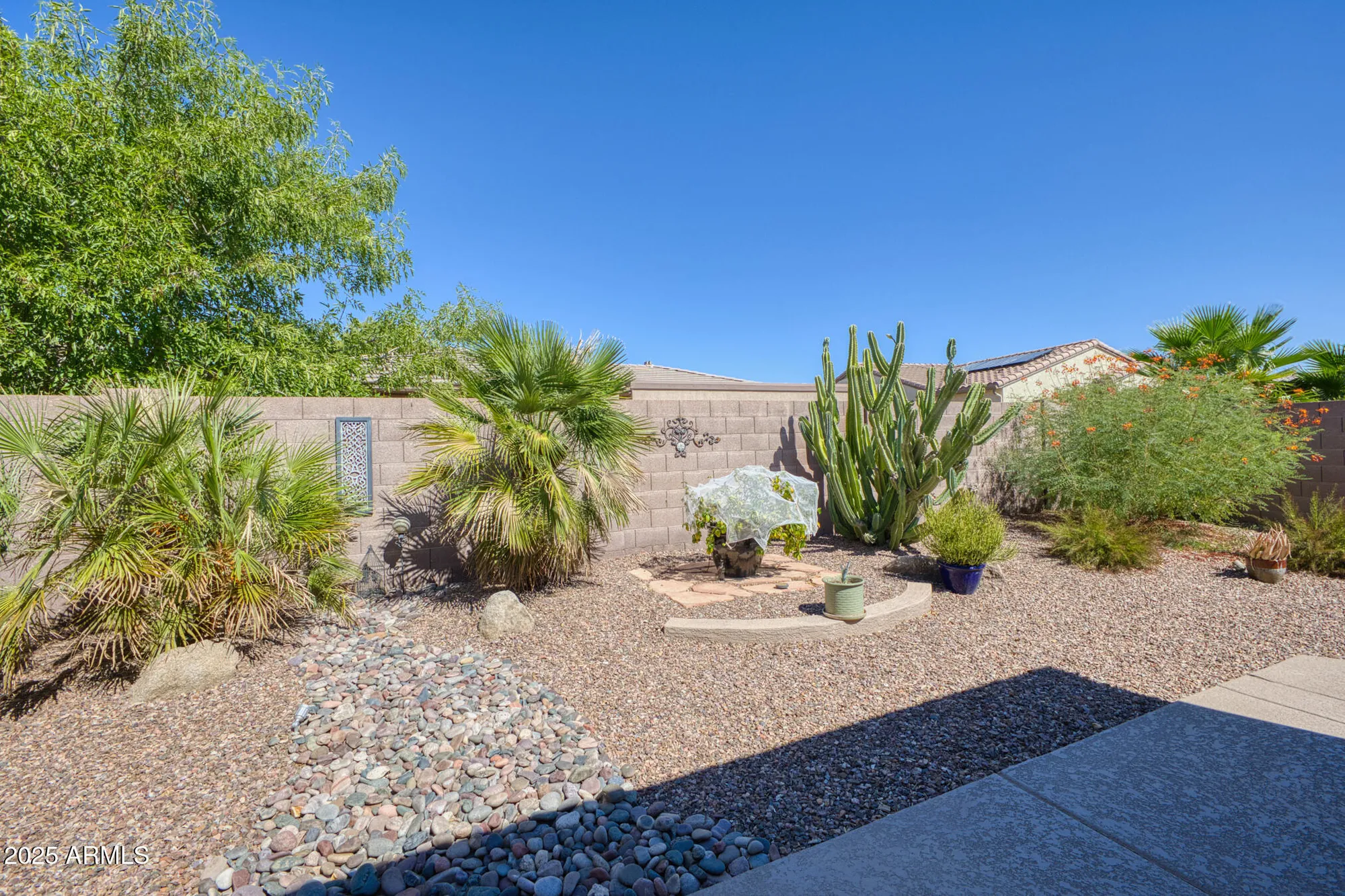 Property Slideshow image 37 of 38 | 18836 n sunsites dr, Surprise, AZ, 85387