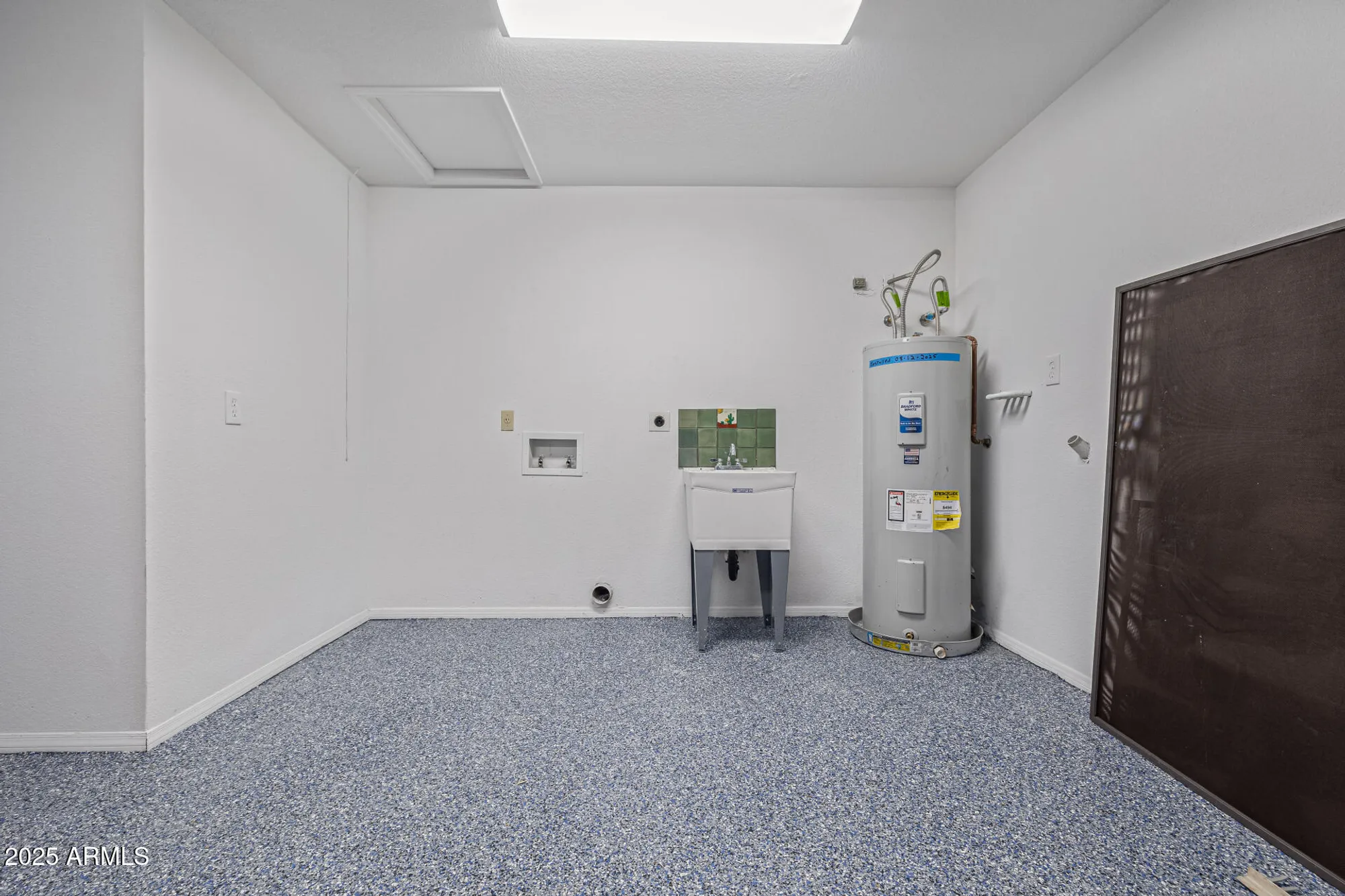 Property Slideshow image 34 of 41 | 9152 w oraibi dr, Peoria, AZ, 85382