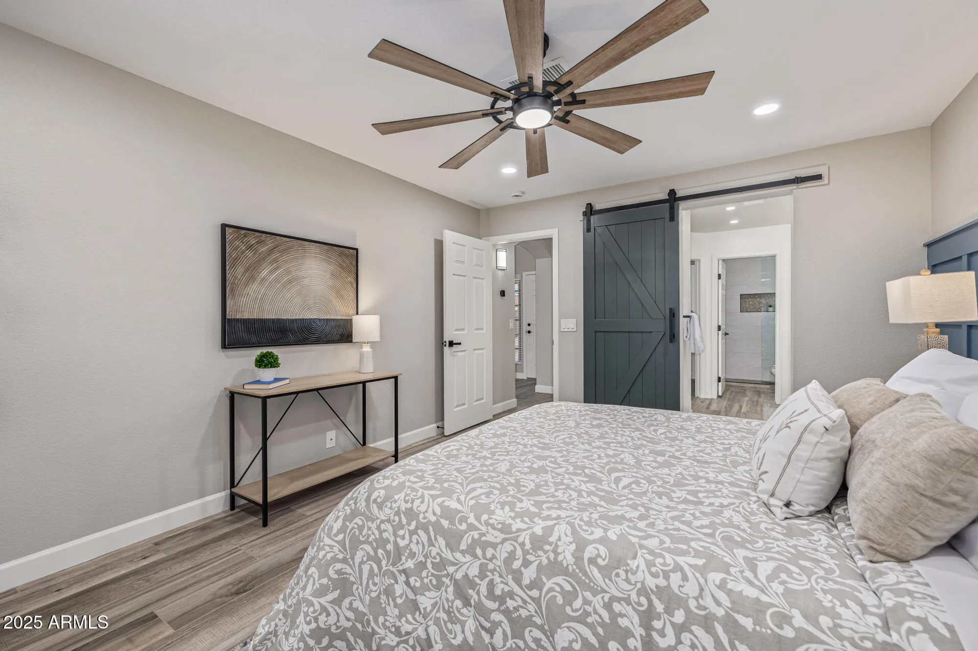 Property Slideshow image 24 of 41 | 9152 w oraibi dr, Peoria, AZ, 85382