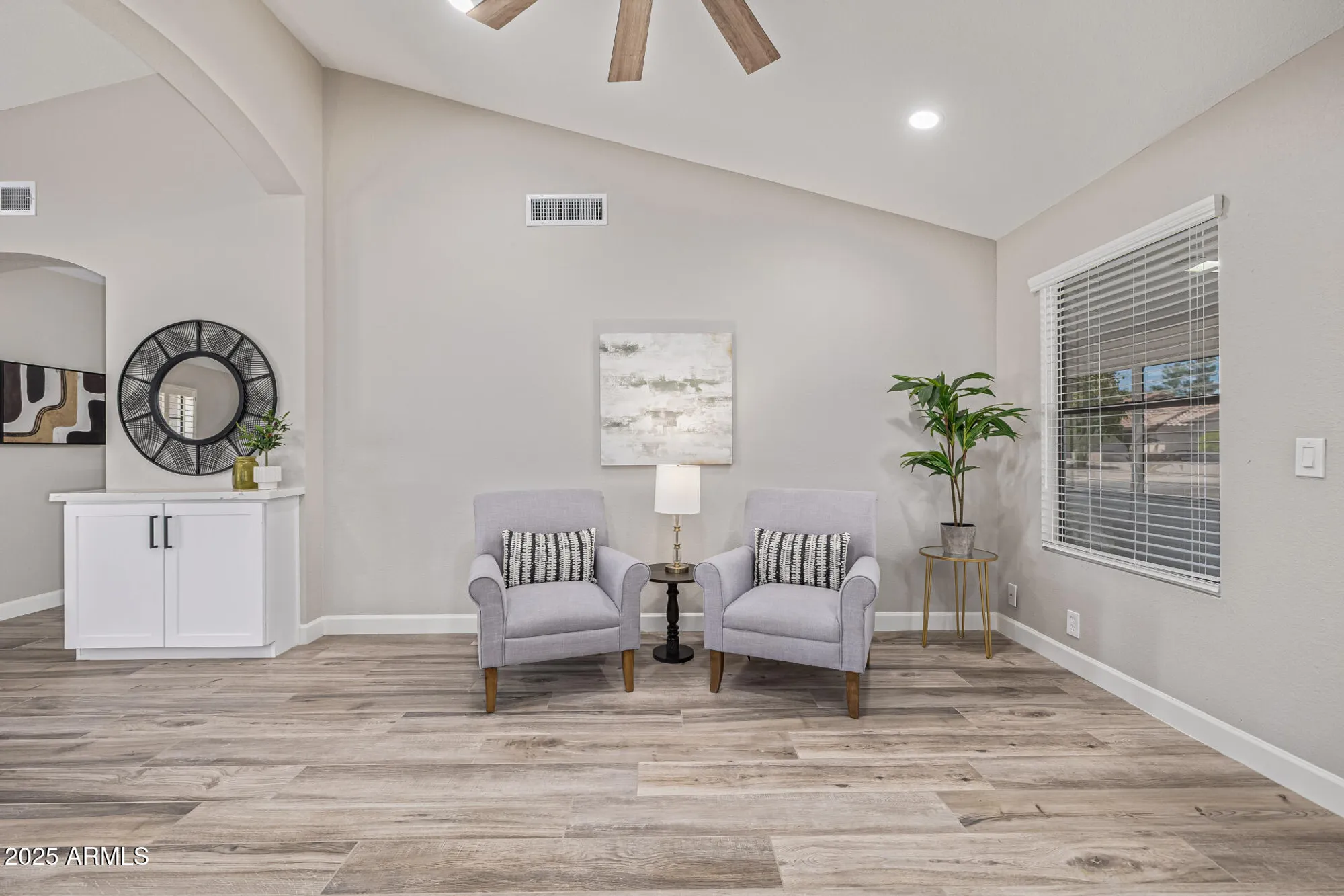 Property Slideshow image 17 of 41 | 9152 w oraibi dr, Peoria, AZ, 85382