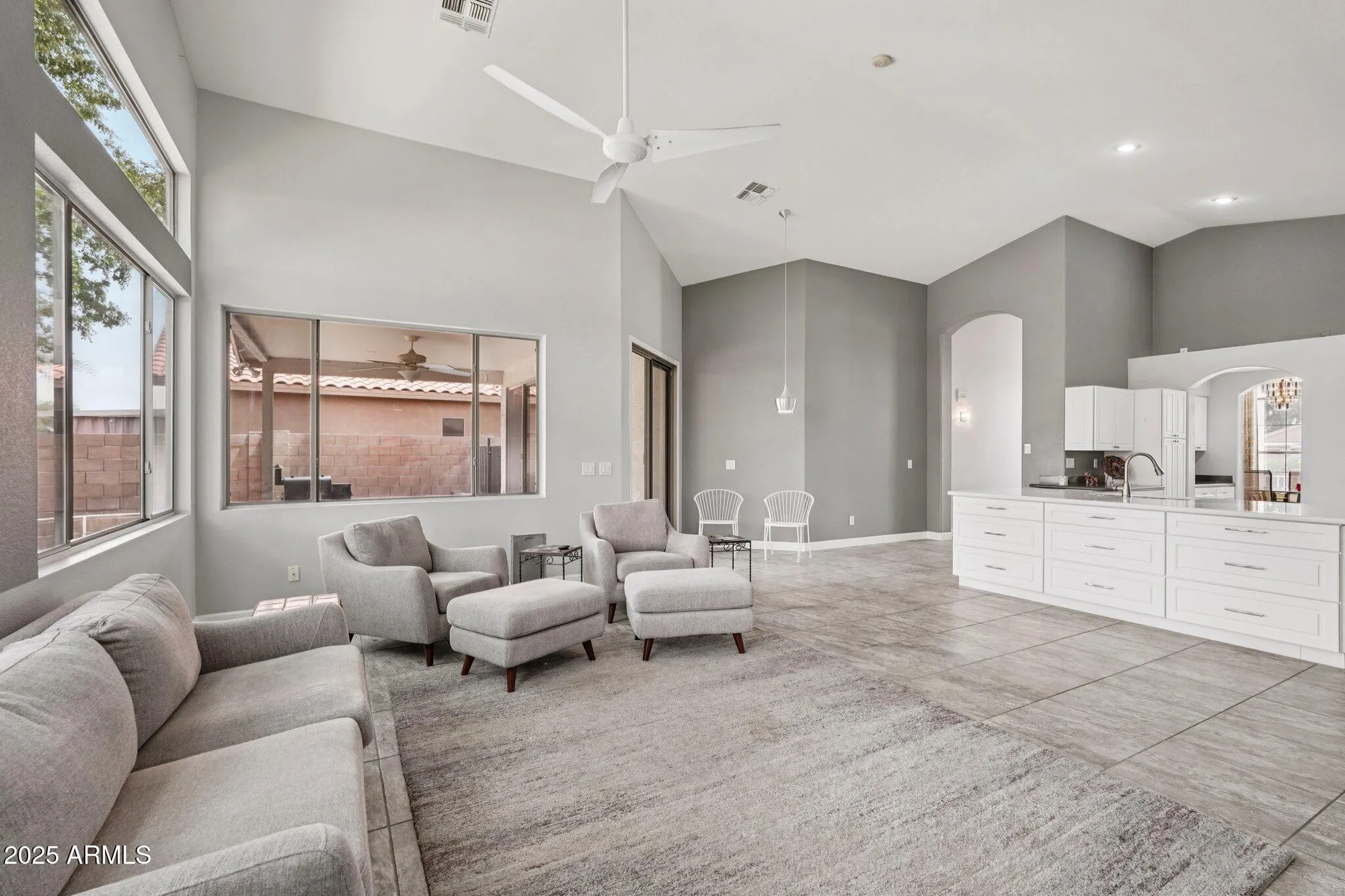 Property Slideshow image 13 of 65 | 17620 w weatherby dr, Surprise, AZ, 85374