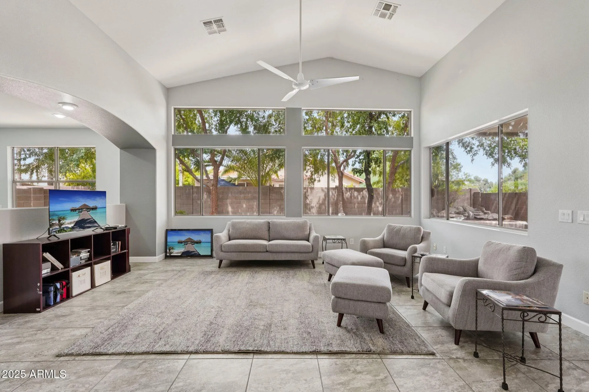 Property Slideshow image 14 of 65 | 17620 w weatherby dr, Surprise, AZ, 85374