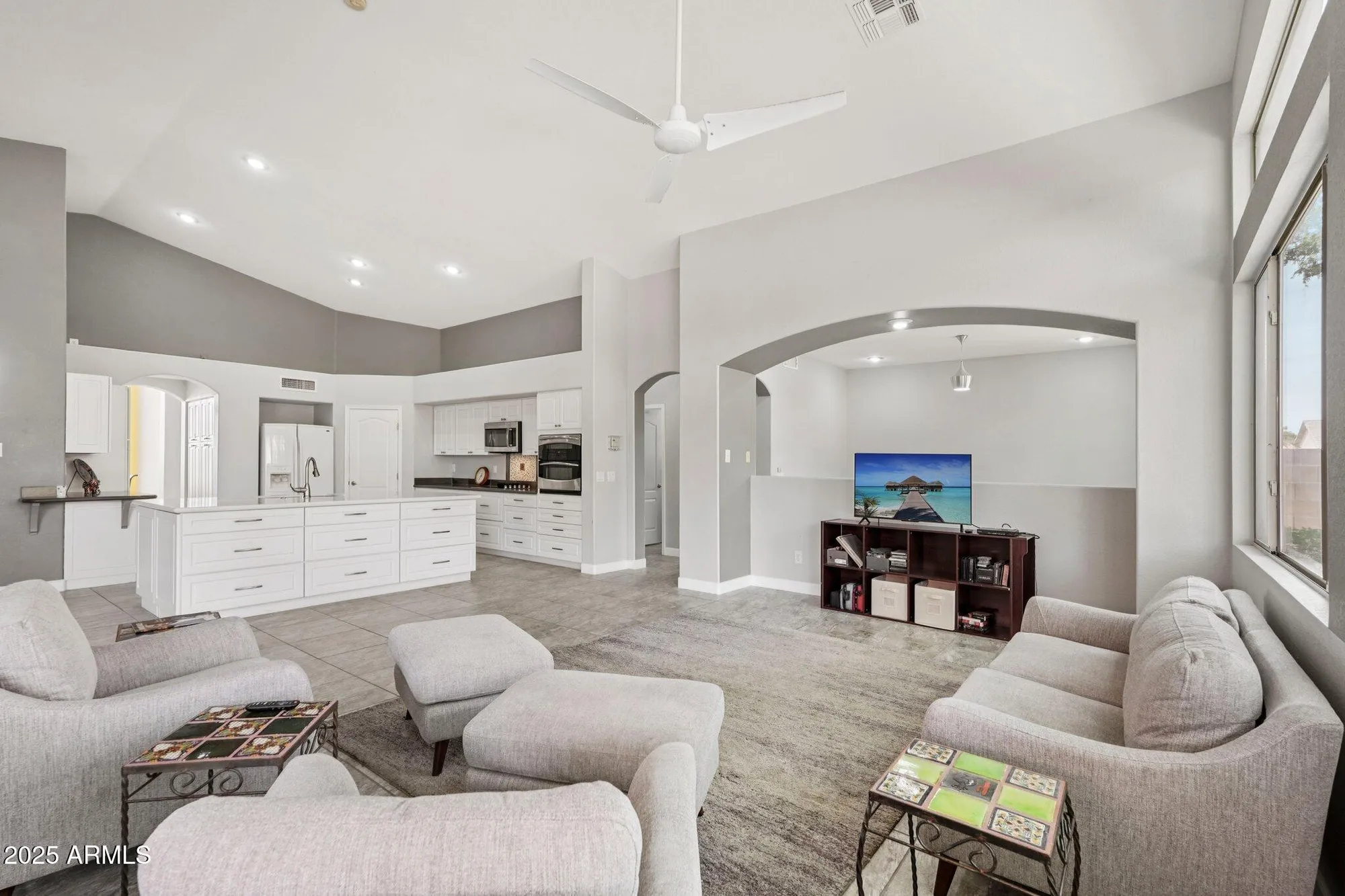 Property Slideshow image 12 of 65 | 17620 w weatherby dr, Surprise, AZ, 85374