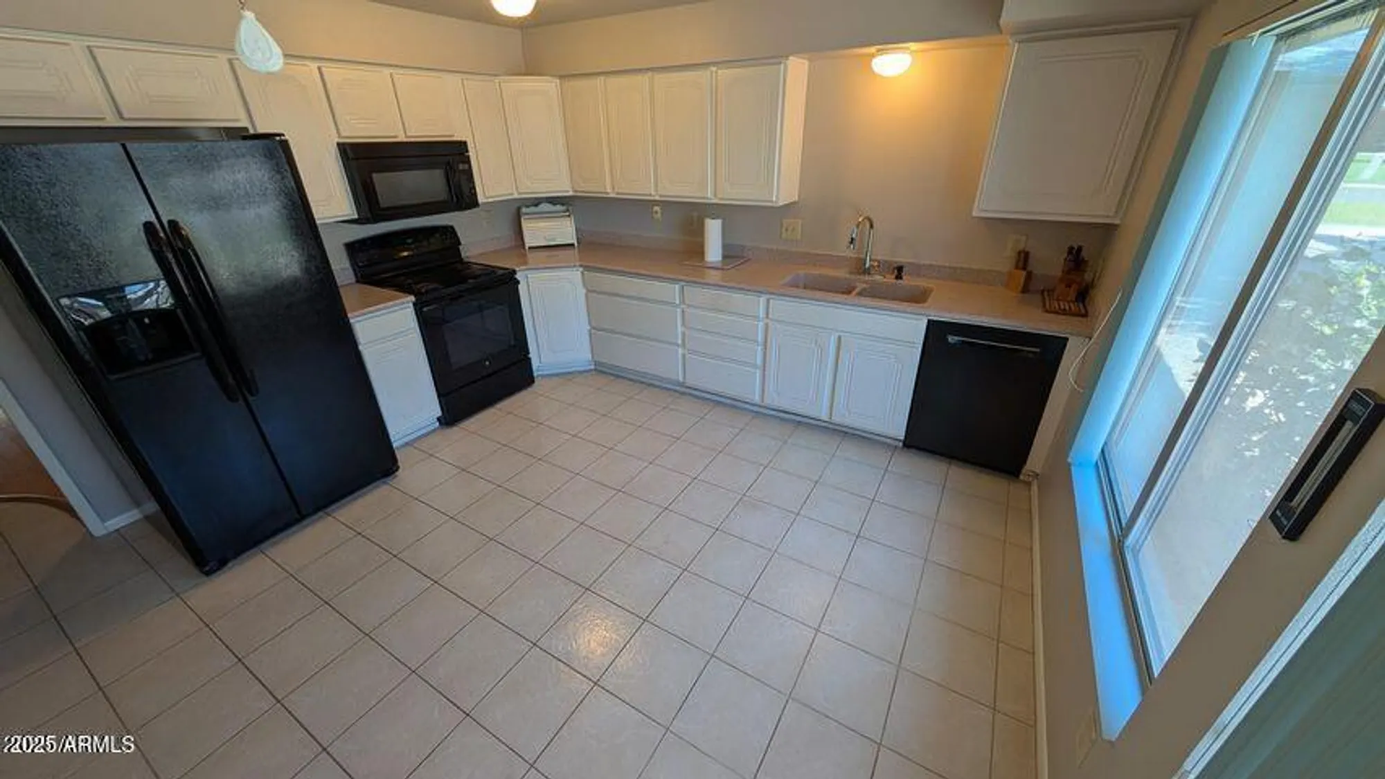 Property Slideshow image 5 of 35 | 4773 e hopi st, Phoenix, AZ, 85044