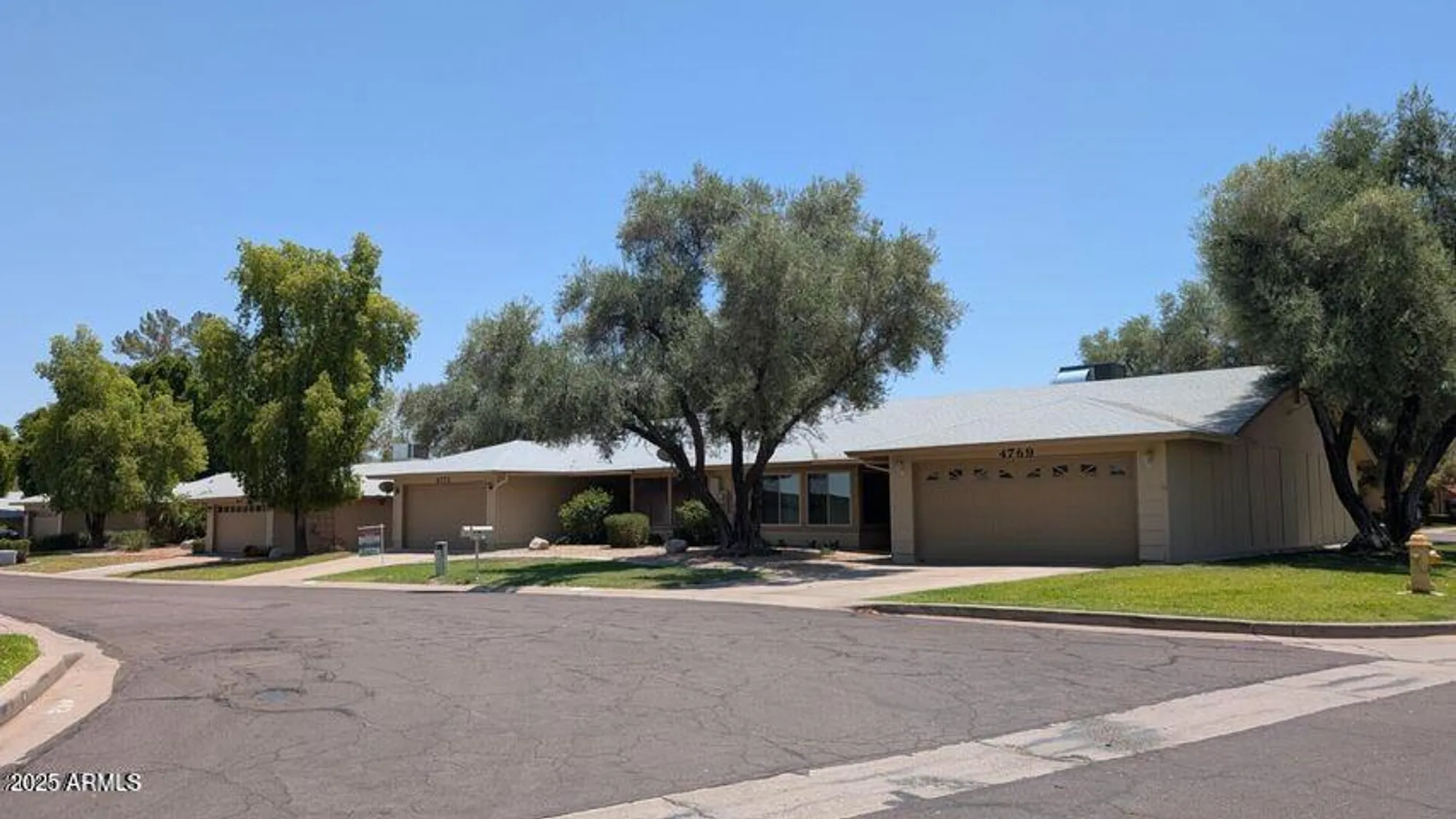 Property Slideshow image 1 of 35 | 4773 e hopi st, Phoenix, AZ, 85044