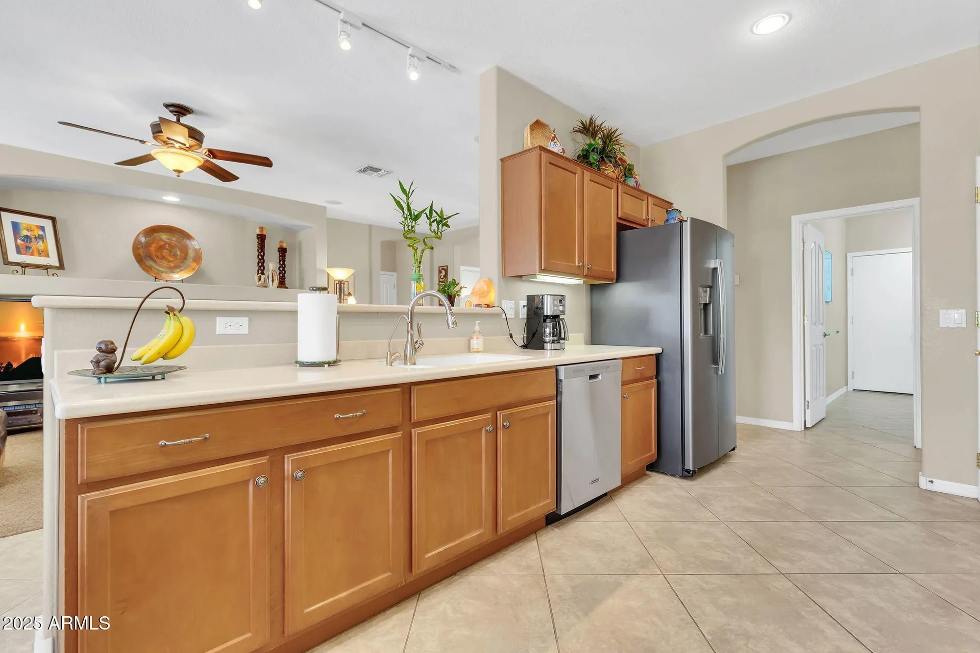 Property Slideshow image 8 of 30 | 3624 e county down dr, Chandler, AZ, 85249