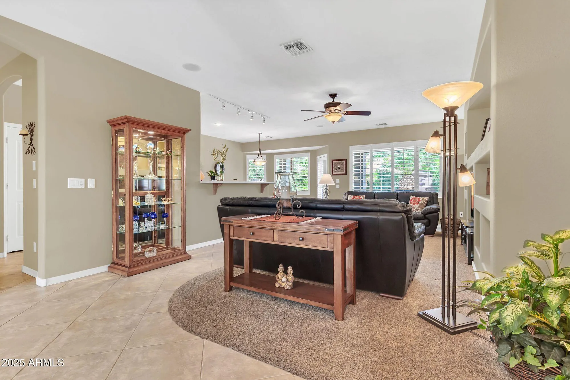 Property Slideshow image 5 of 30 | 3624 e county down dr, Chandler, AZ, 85249