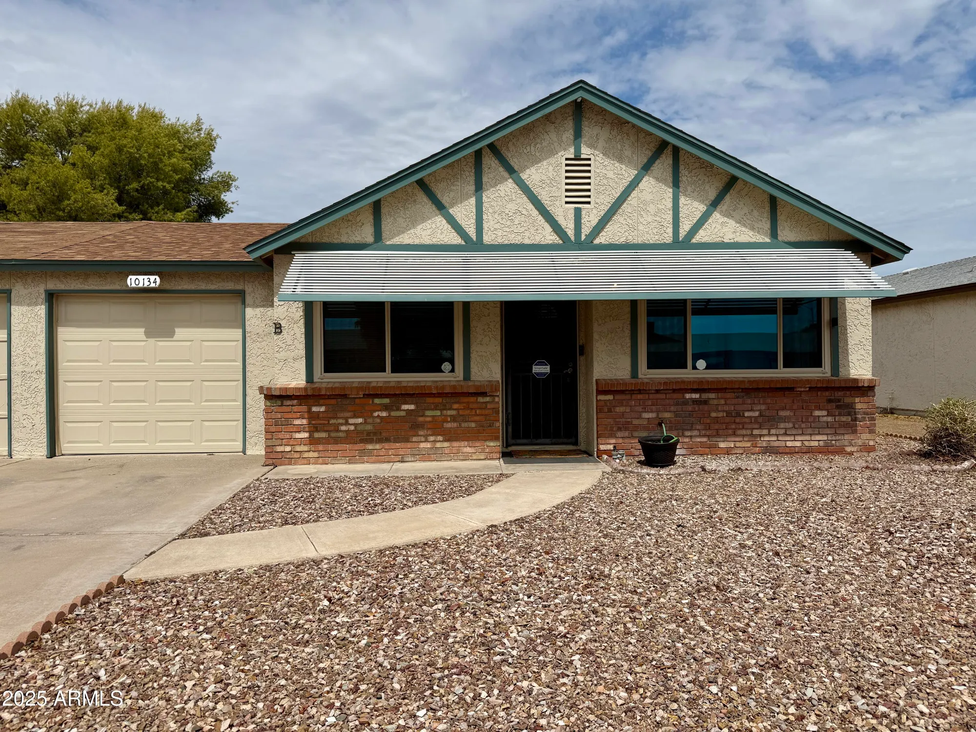 Property Slideshow image 1 of 26 | 10134 n 97th ave b, Peoria, AZ, 85345