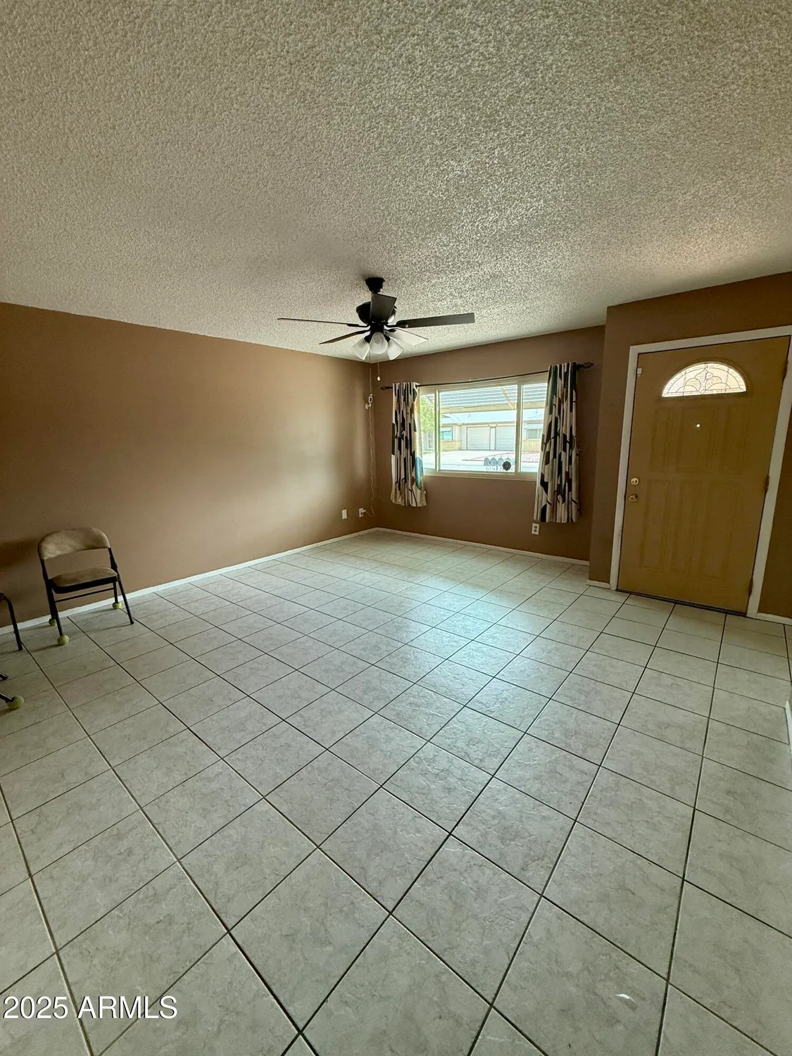 Property Slideshow image 12 of 26 | 10134 n 97th ave b, Peoria, AZ, 85345
