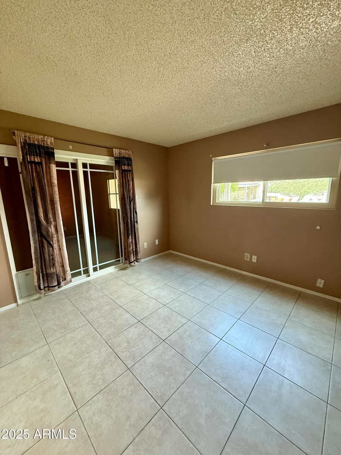 Property Slideshow image 19 of 26 | 10134 n 97th ave b, Peoria, AZ, 85345