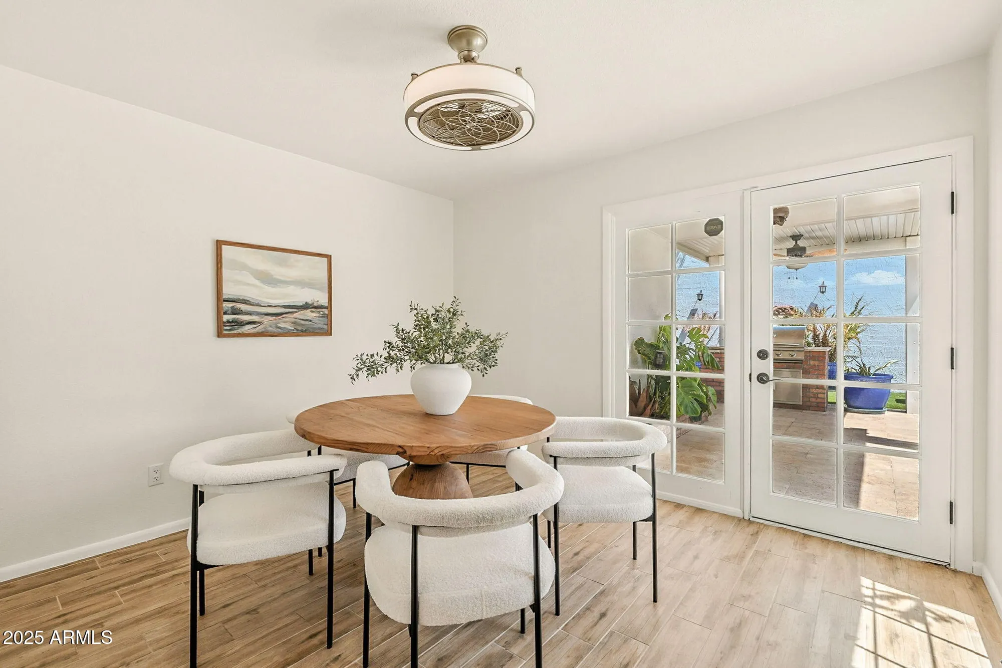 Property Slideshow image 19 of 99 | 43 e boca raton rd, Phoenix, AZ, 85022