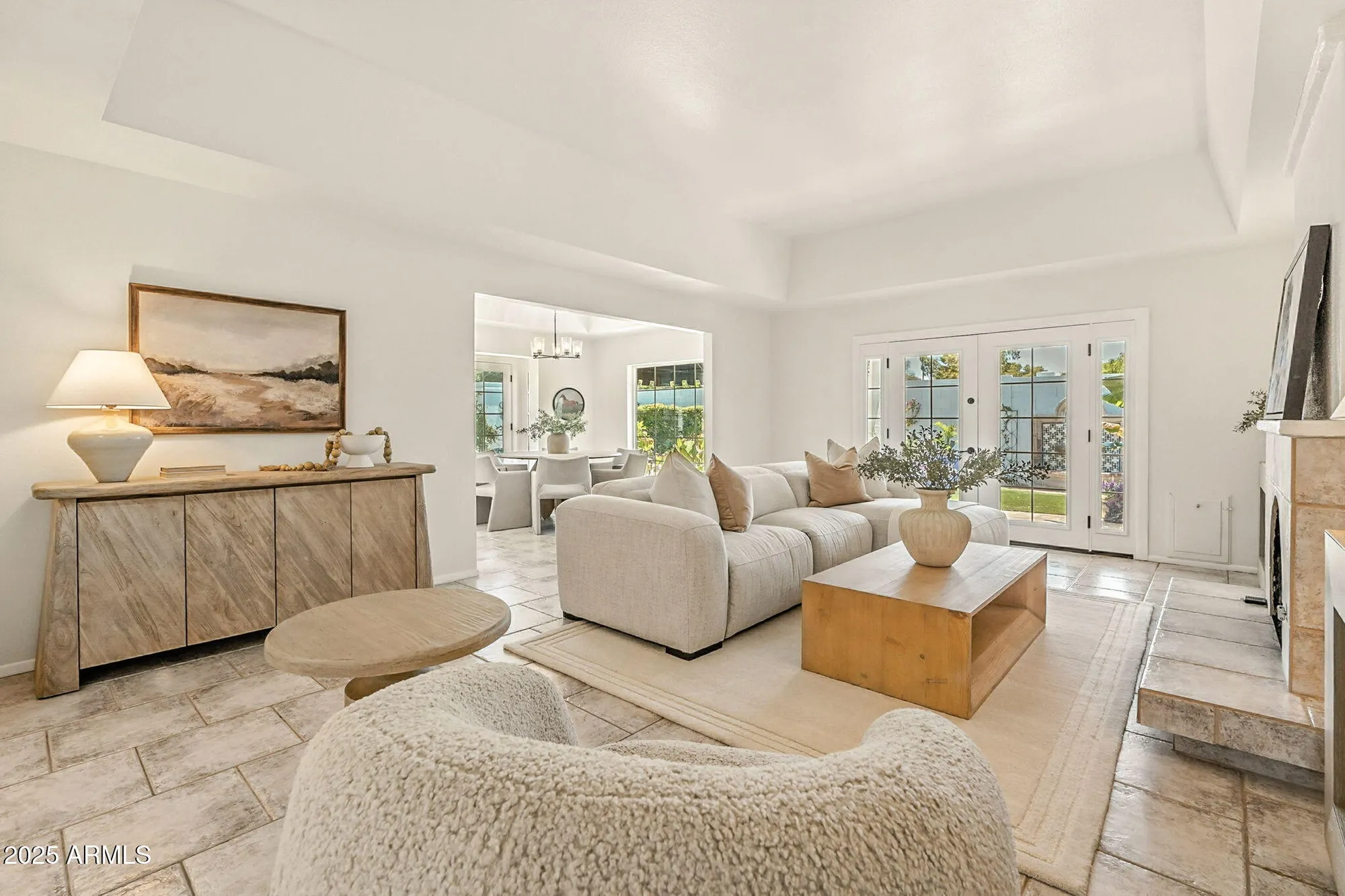 Property Slideshow image 11 of 99 | 43 e boca raton rd, Phoenix, AZ, 85022