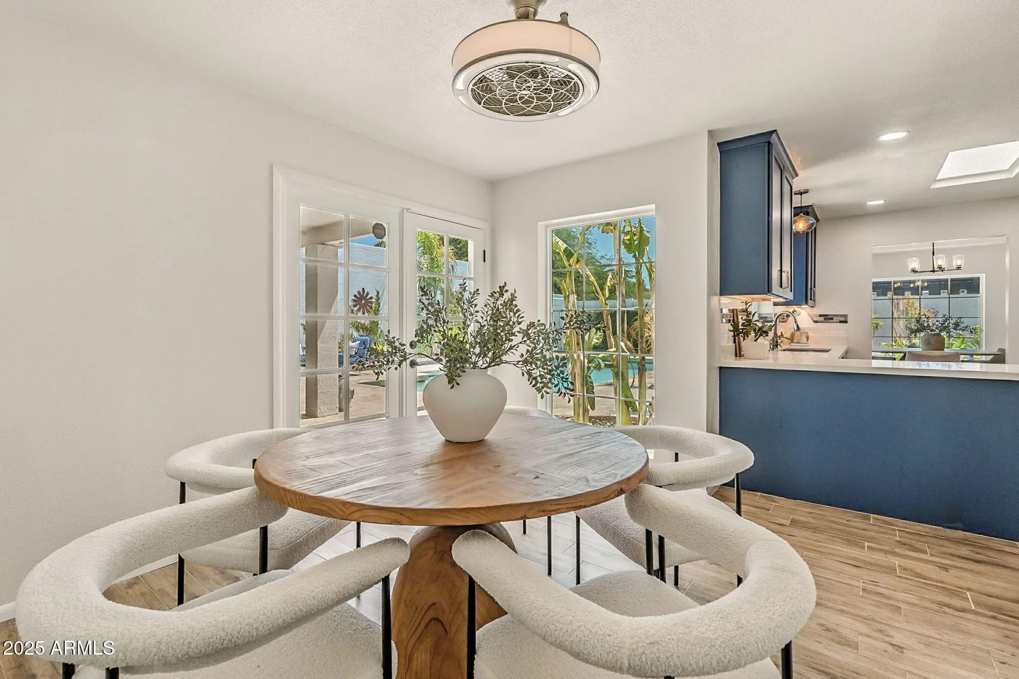 Property Slideshow image 20 of 99 | 43 e boca raton rd, Phoenix, AZ, 85022