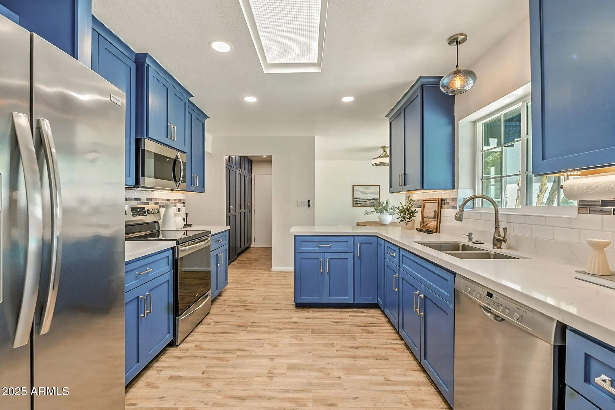 Property Slideshow image 23 of 99 | 43 e boca raton rd, Phoenix, AZ, 85022