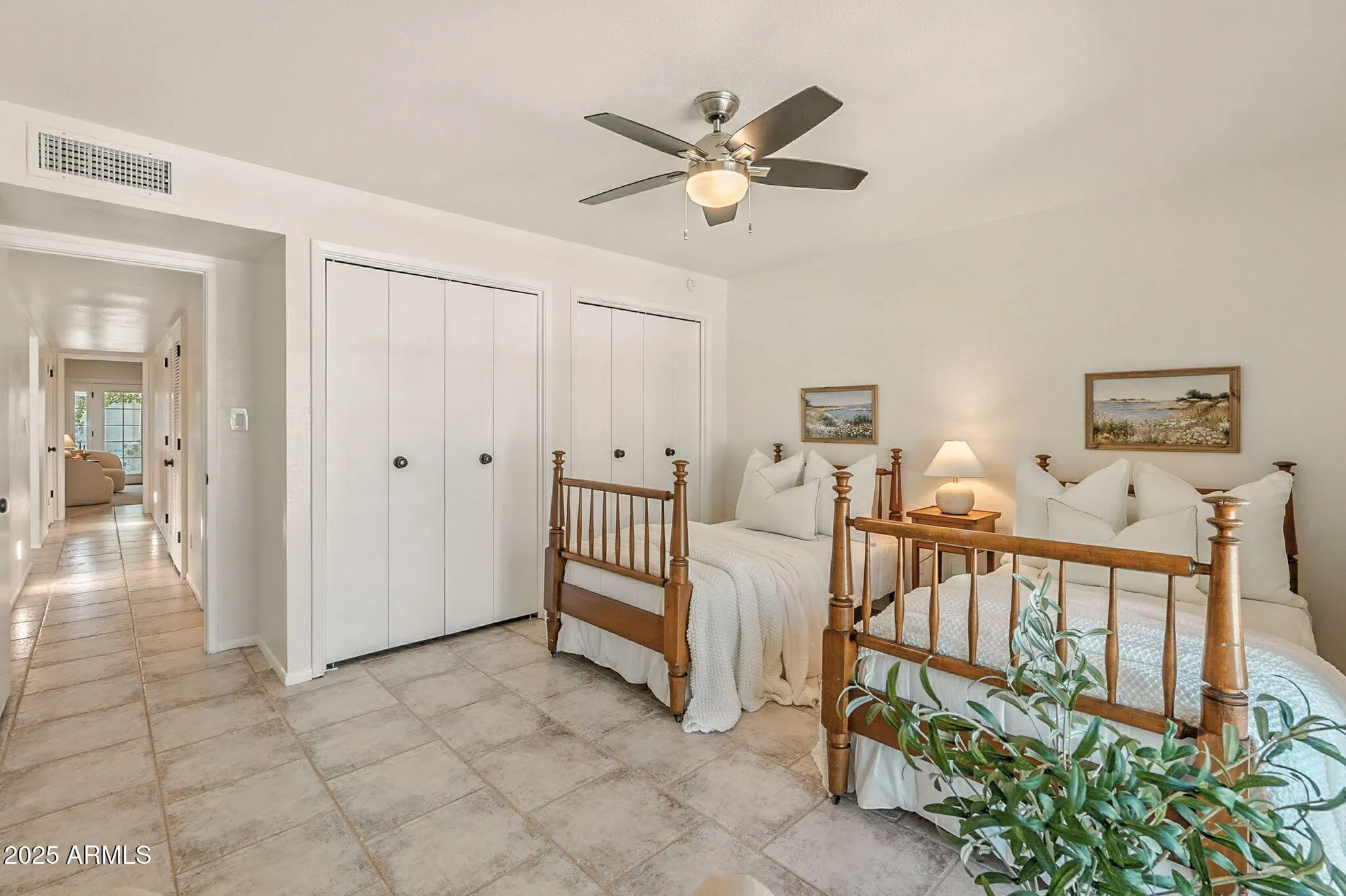 Property Slideshow image 42 of 99 | 43 e boca raton rd, Phoenix, AZ, 85022