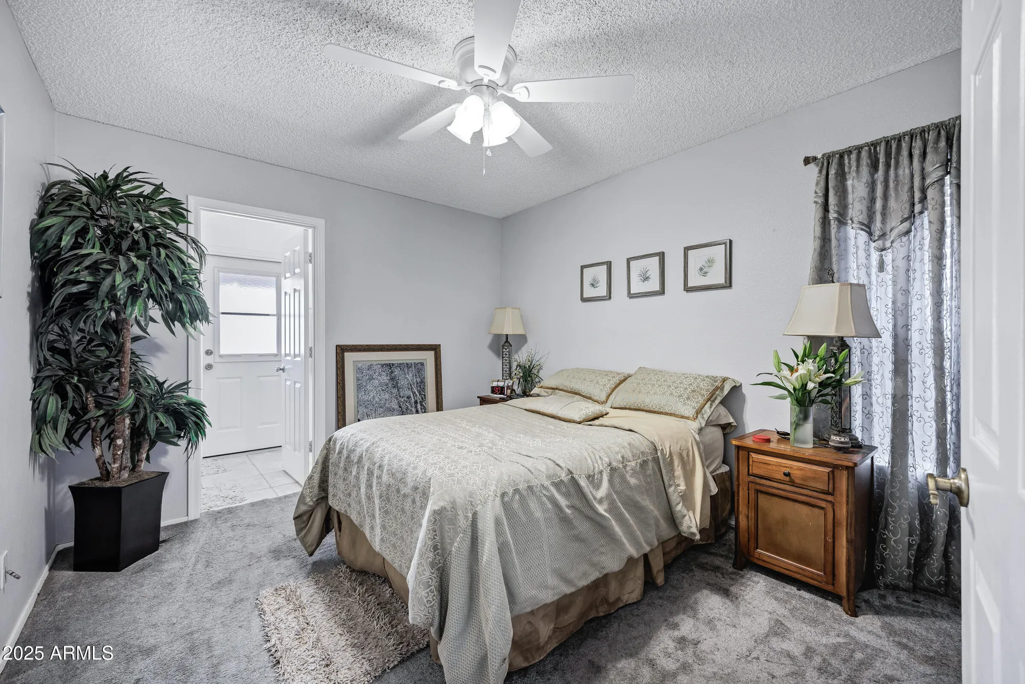 Property Slideshow image 8 of 19 | 12244 s 45th st, Phoenix, AZ, 85044