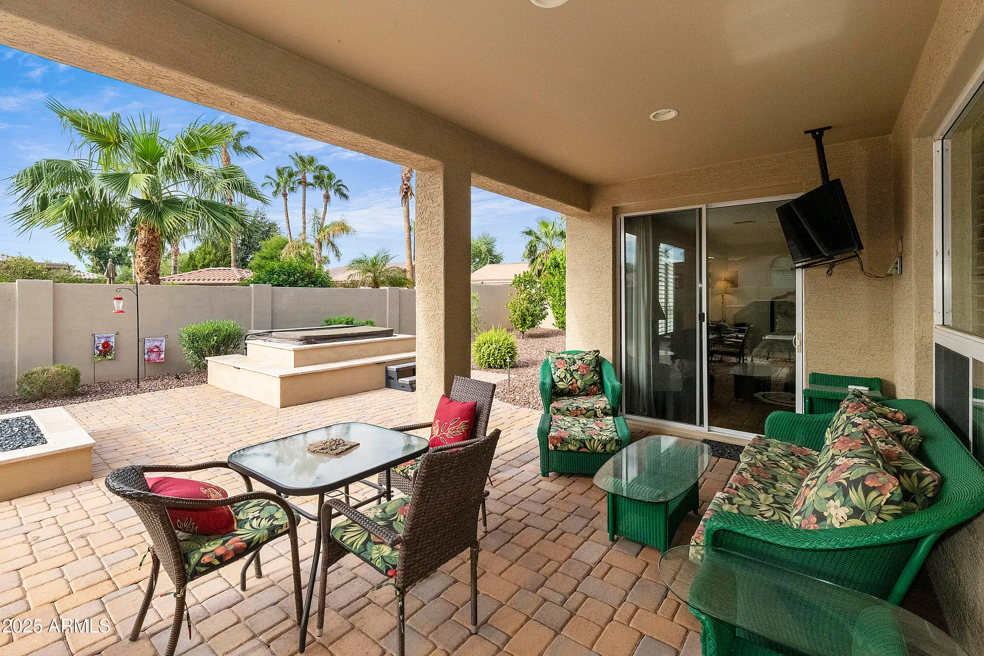 Property Slideshow image 34 of 69 | 10061 e coopers hawk dr, Sun Lakes, AZ, 85248