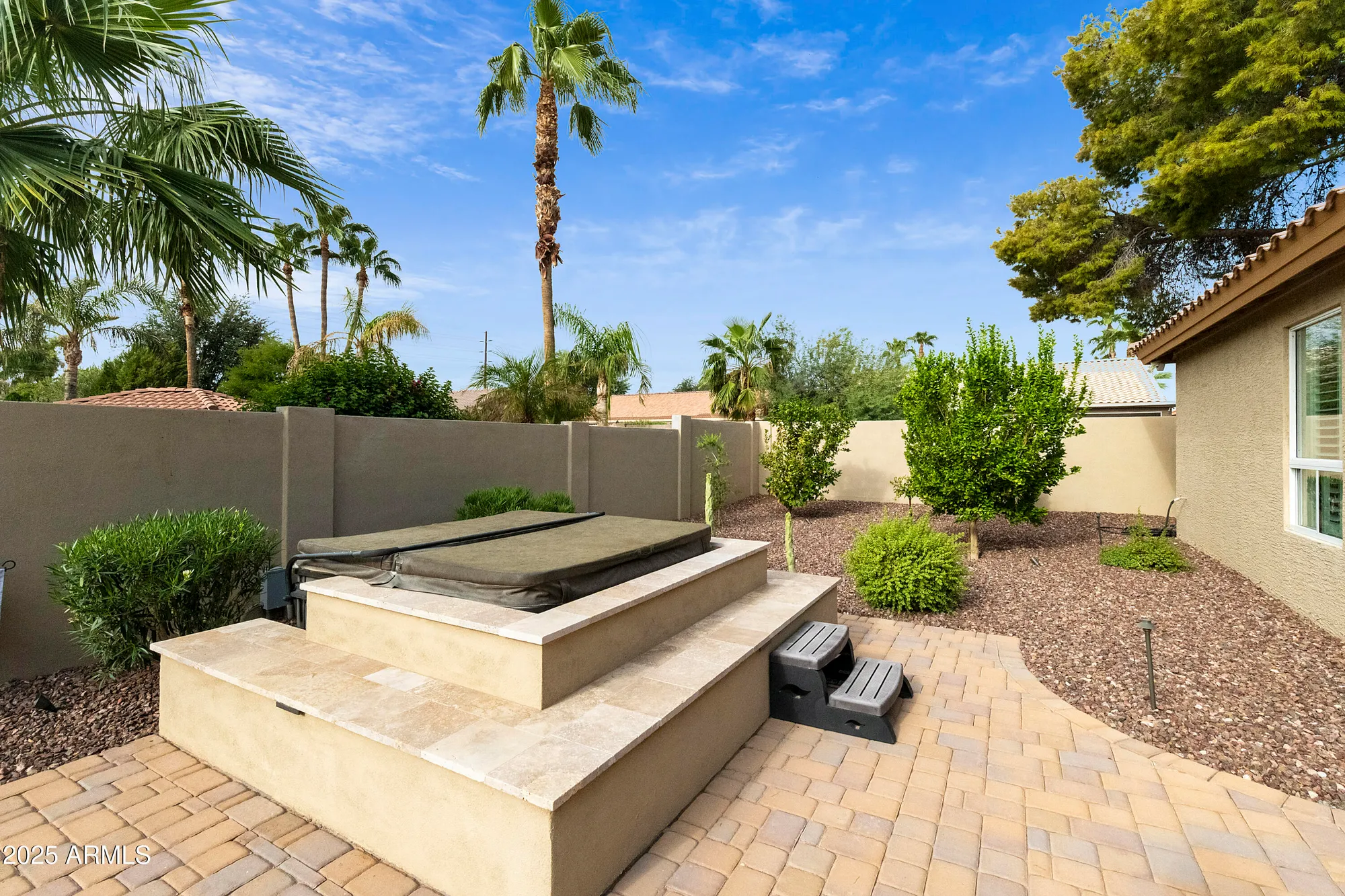 Property Slideshow image 38 of 69 | 10061 e coopers hawk dr, Sun Lakes, AZ, 85248