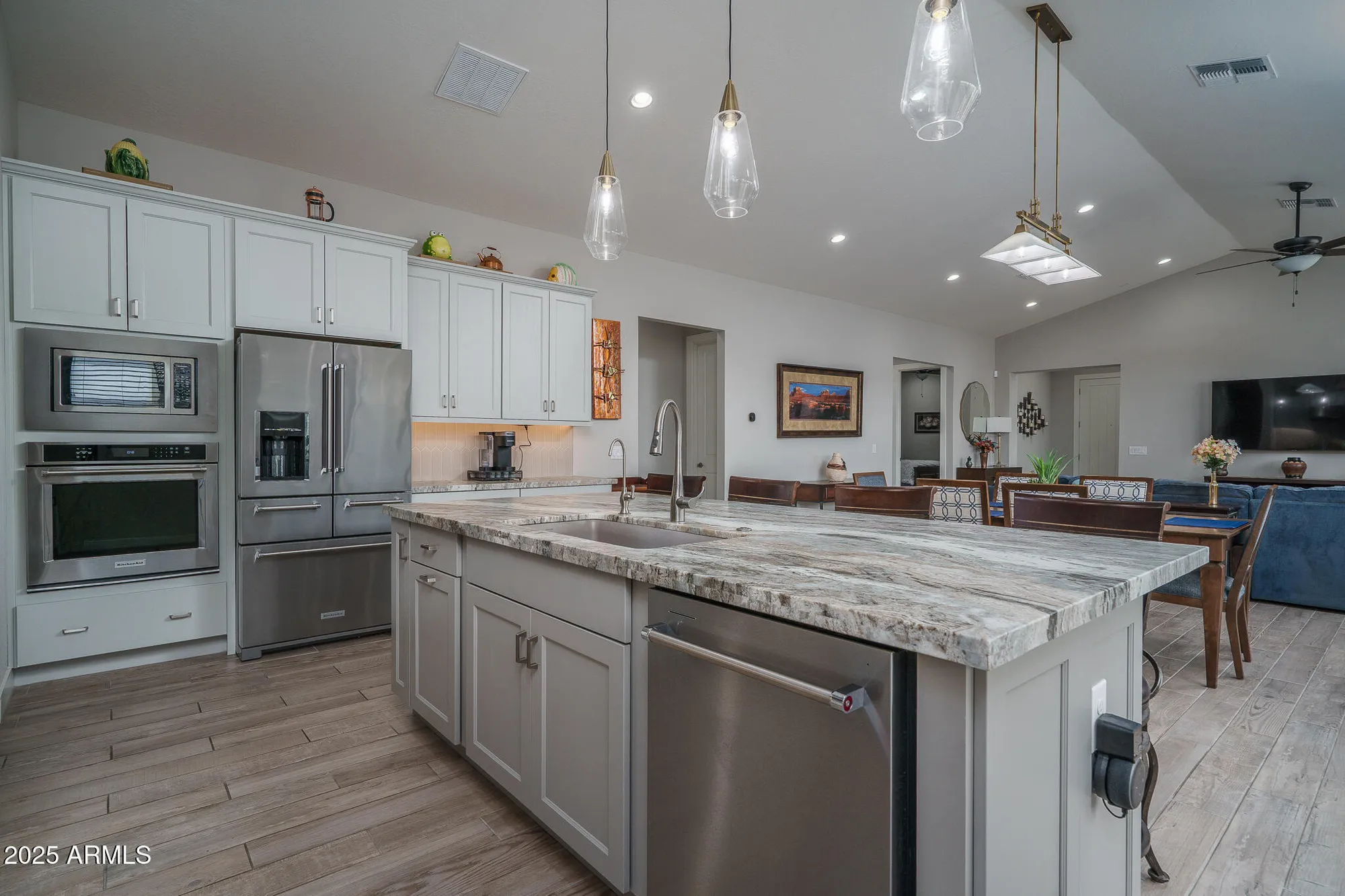 Property Slideshow image 10 of 54 | 11531 n jerome st, Surprise, AZ, 85388