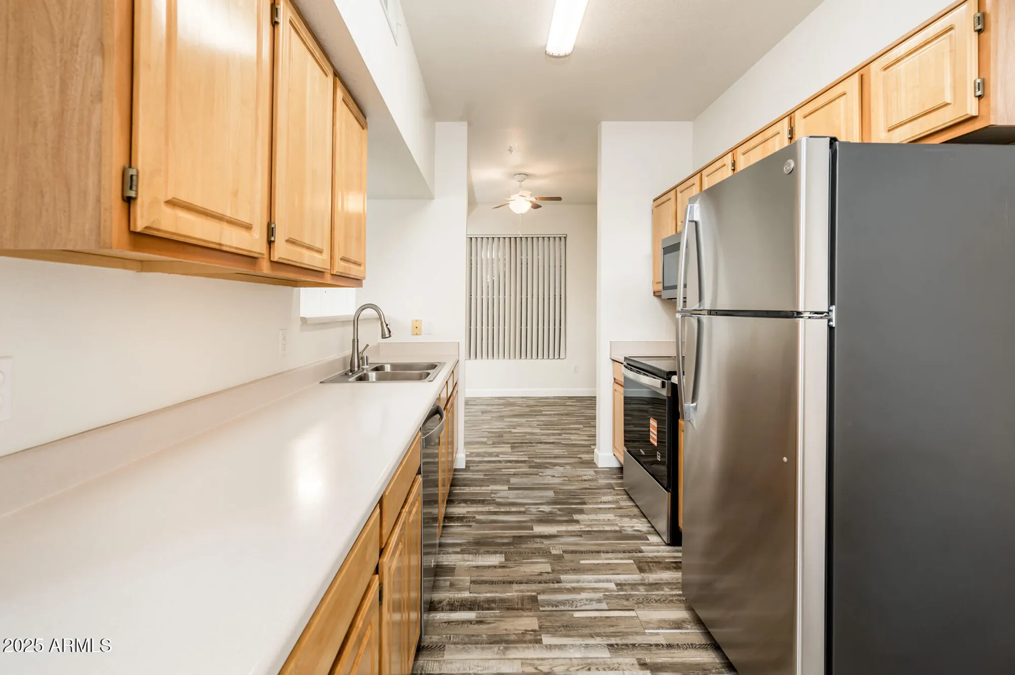 Property Slideshow image 12 of 42 | 14950 w mountain view blvd 6206, Surprise, AZ, 85374