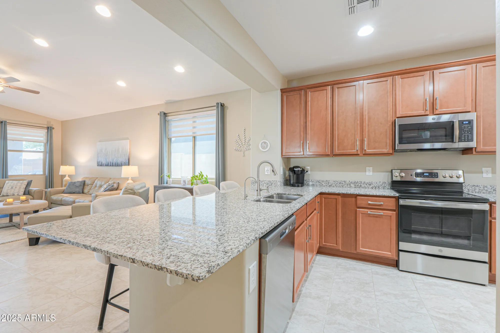 Property Slideshow image 9 of 44 | 5921 s del rancho, Mesa, AZ, 85212