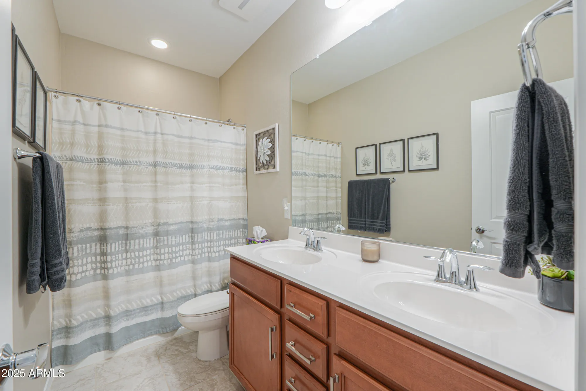 Property Slideshow image 23 of 44 | 5921 s del rancho, Mesa, AZ, 85212