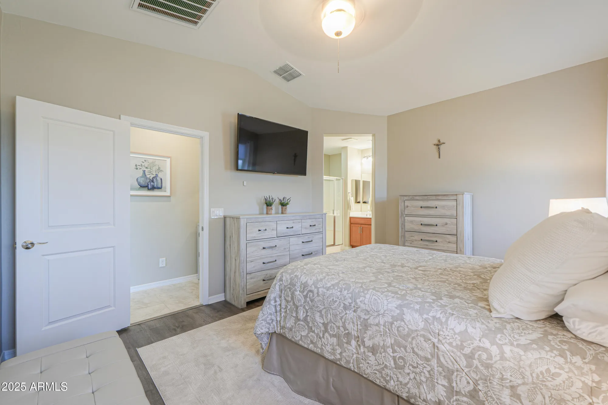 Property Slideshow image 27 of 44 | 5921 s del rancho, Mesa, AZ, 85212