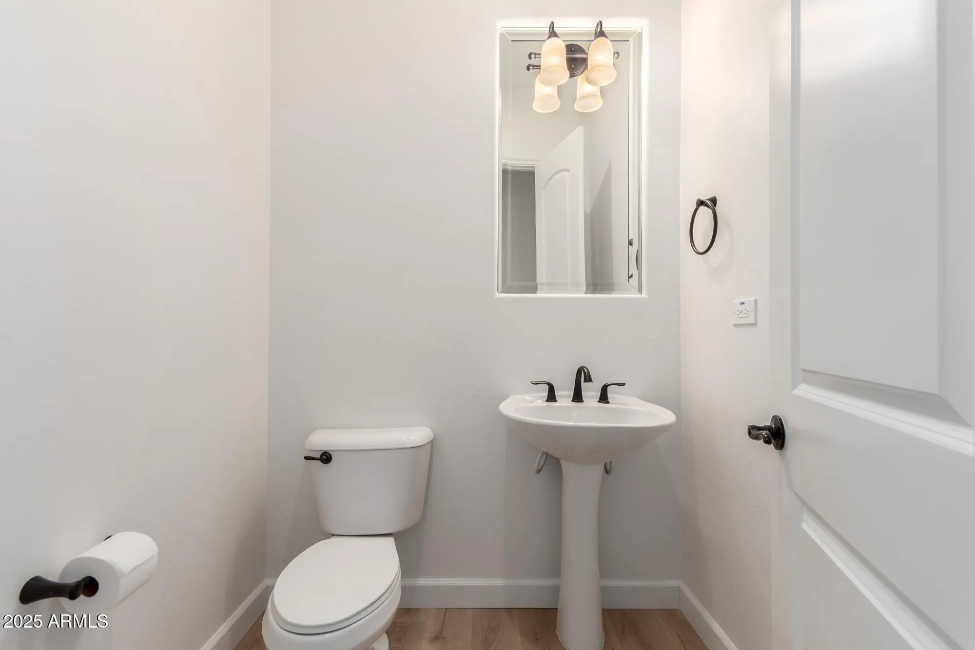 Property Slideshow image 14 of 43 | 882 e laddoos ave, Queen Creek, AZ, 85140