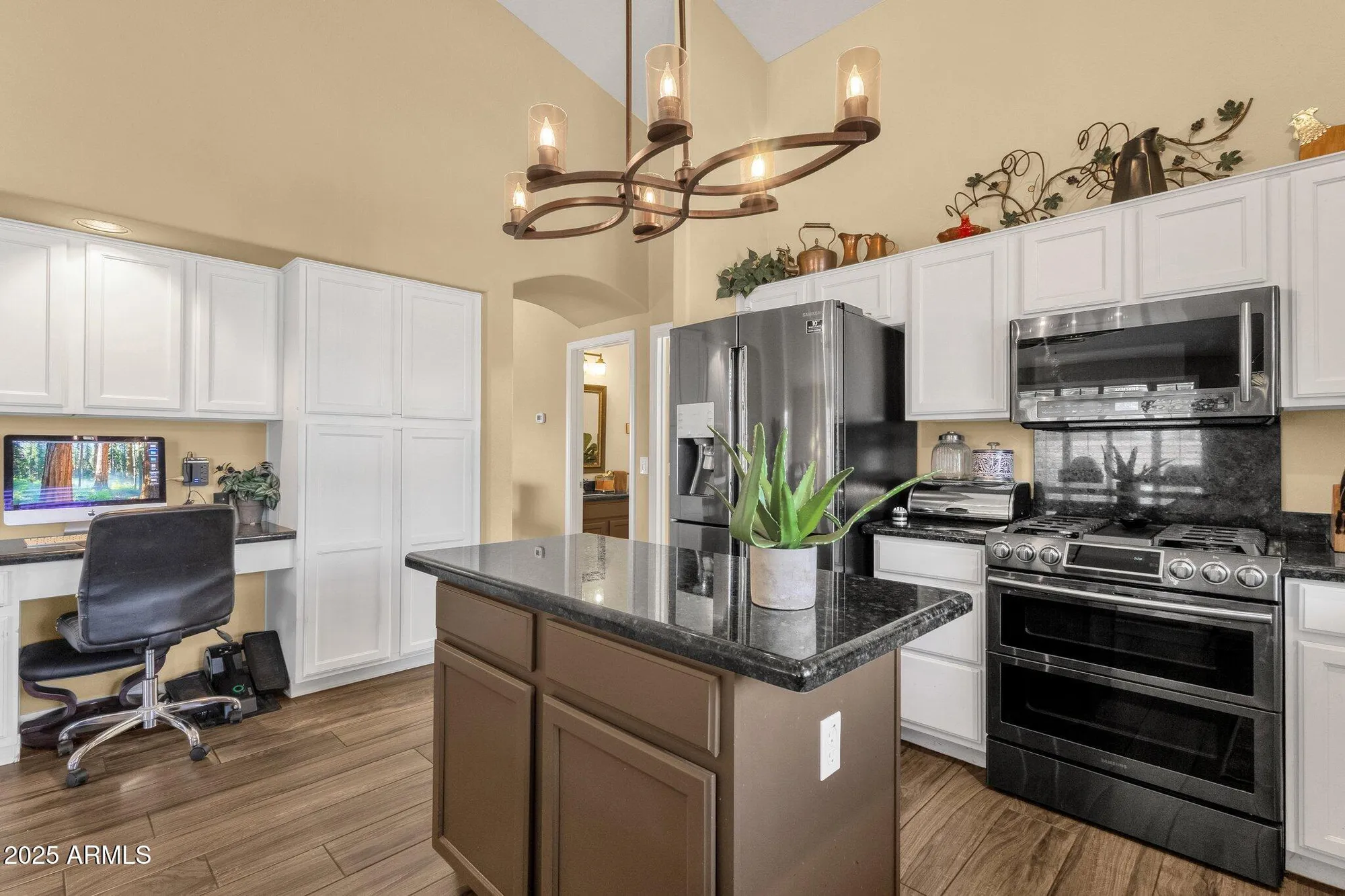 Property Slideshow image 20 of 51 | 19791 n 86th dr, Peoria, AZ, 85382