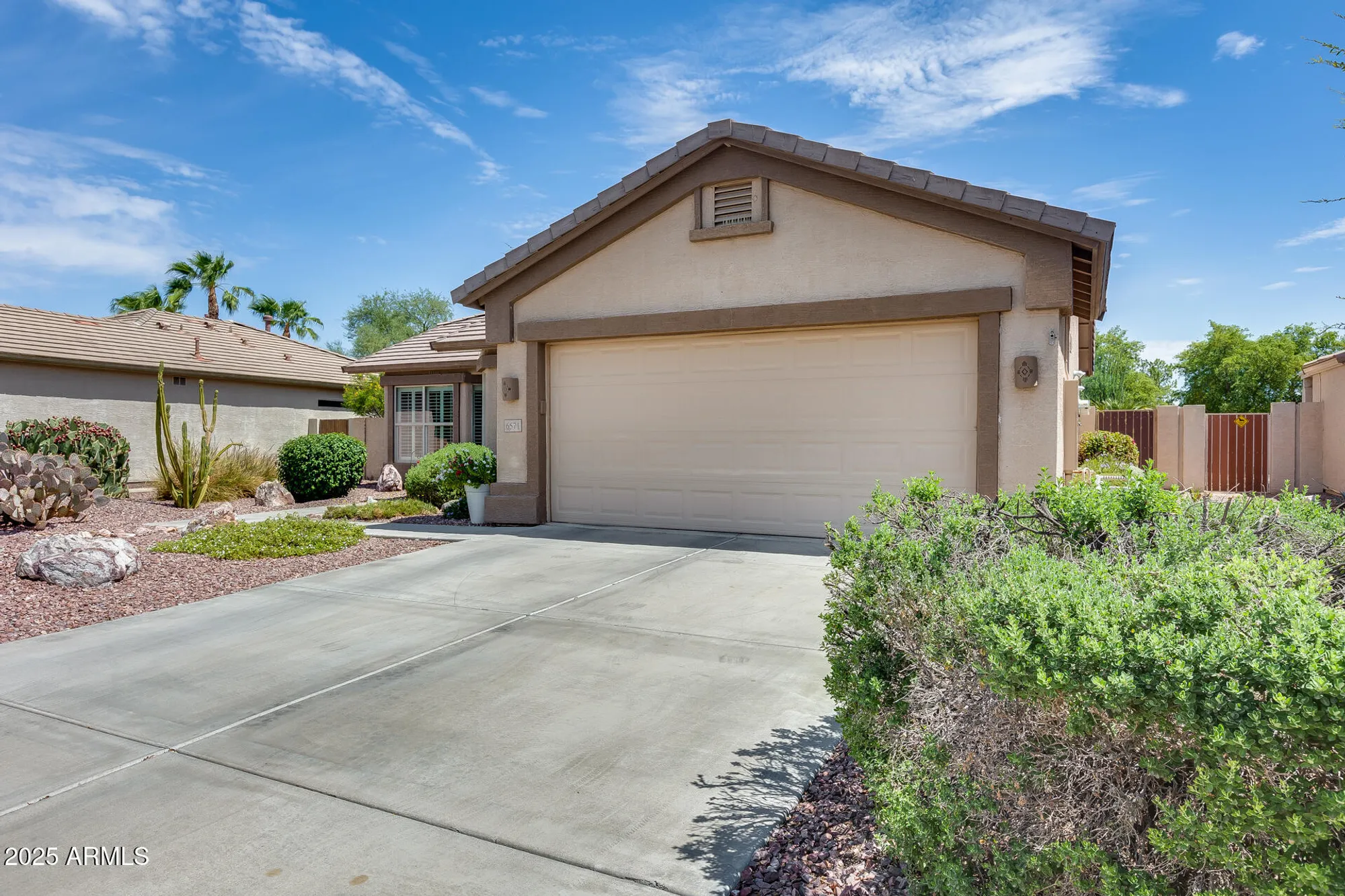 Property Slideshow image 30 of 32 | 6571 s granite dr, Chandler, AZ, 85249