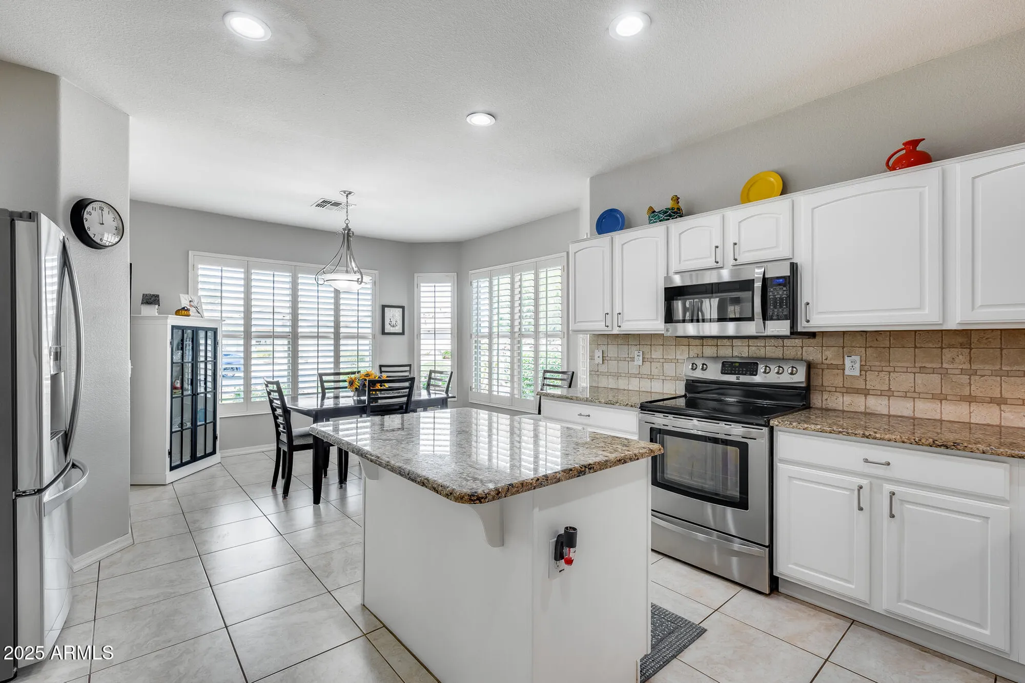 Property Slideshow image 9 of 32 | 6571 s granite dr, Chandler, AZ, 85249