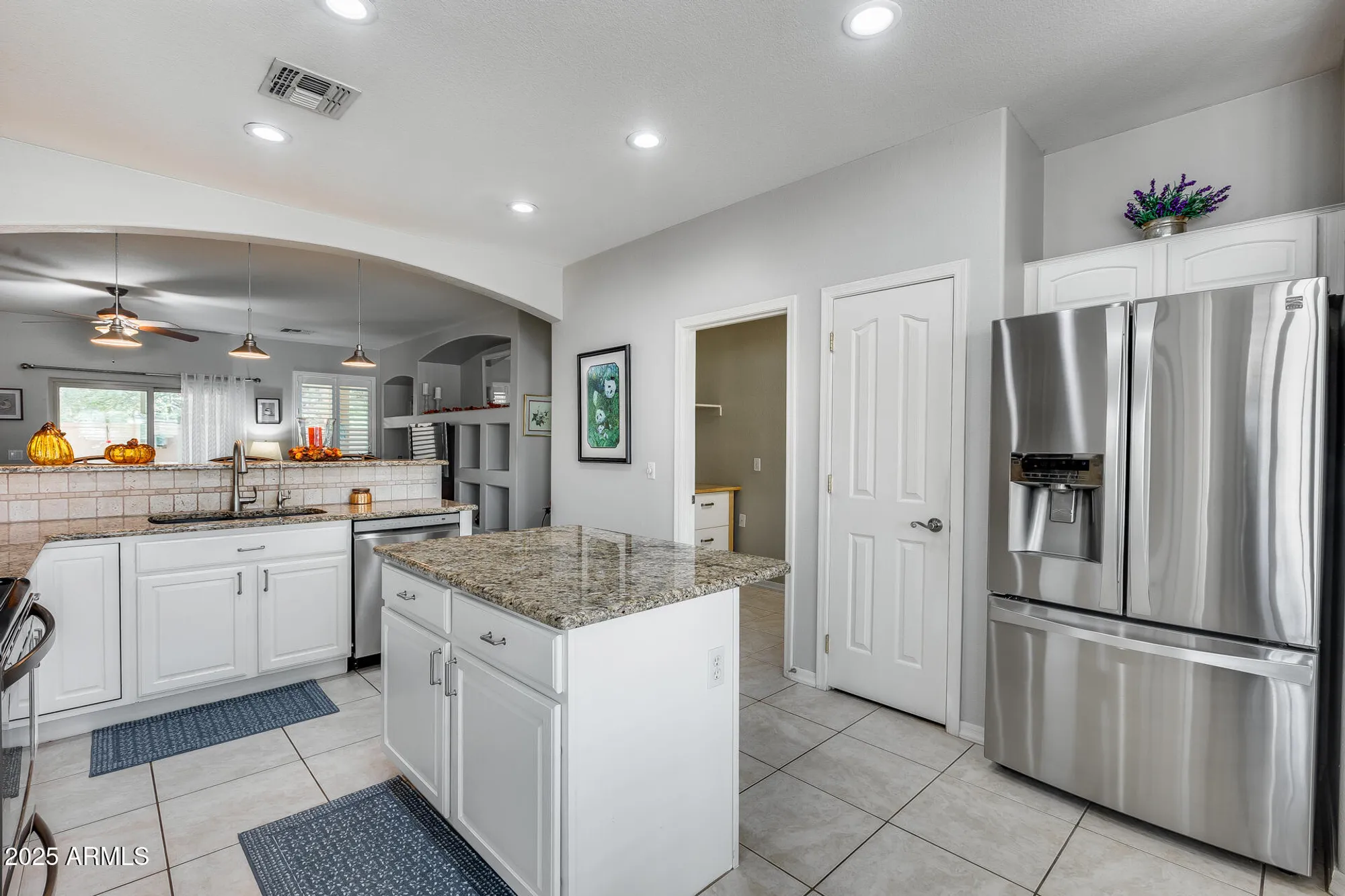 Property Slideshow image 10 of 32 | 6571 s granite dr, Chandler, AZ, 85249