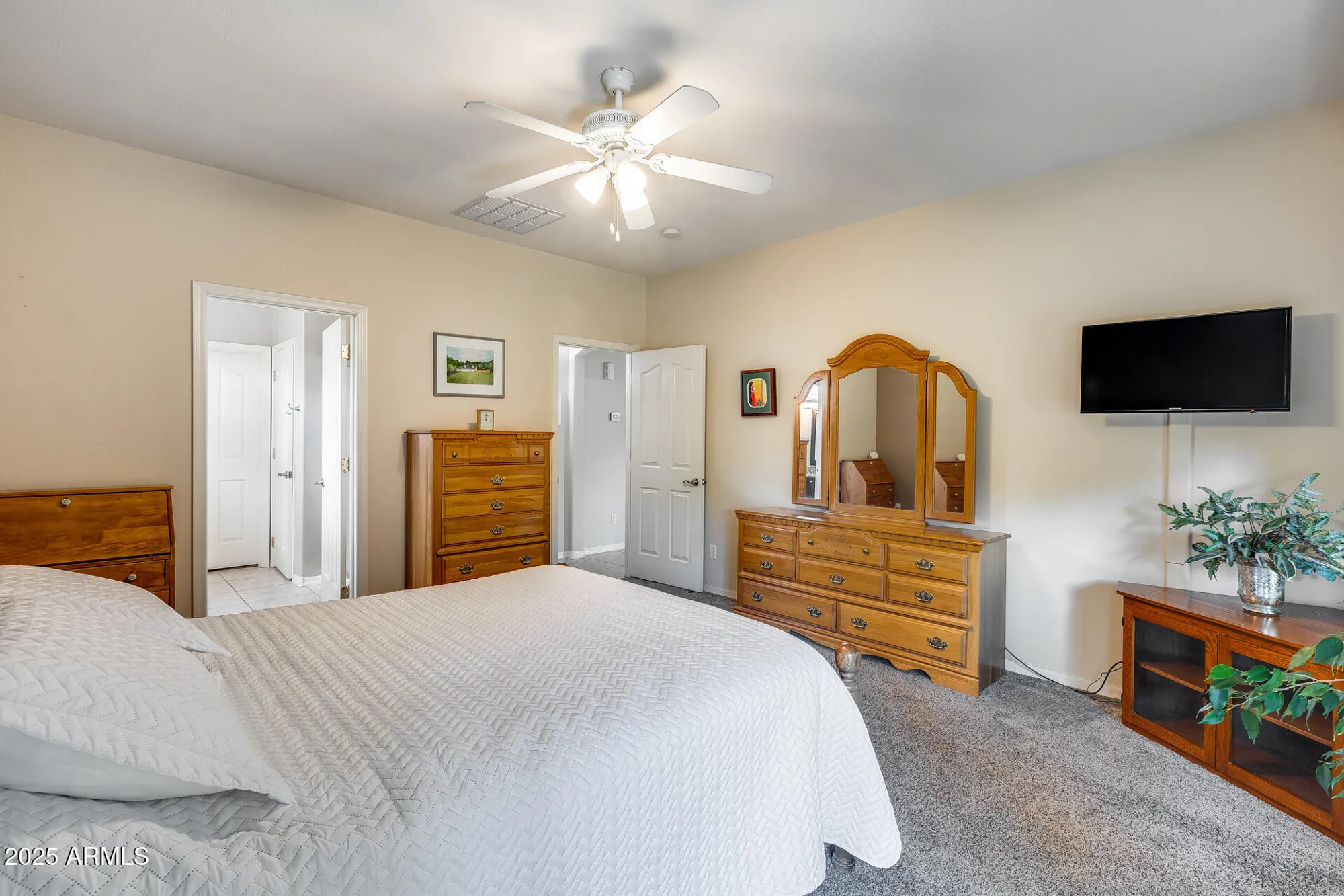 Property Slideshow image 17 of 32 | 6571 s granite dr, Chandler, AZ, 85249