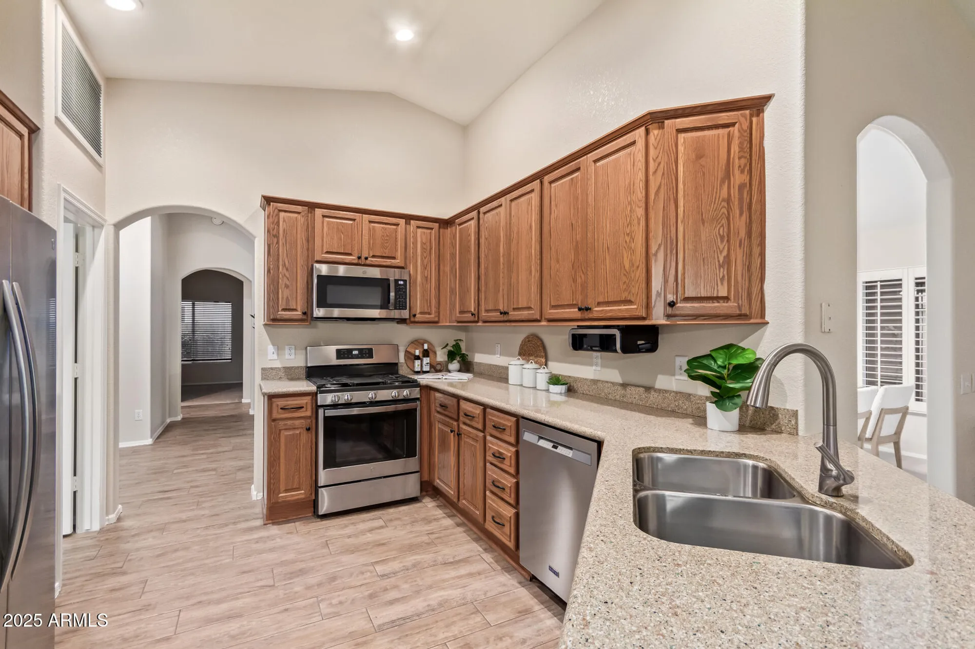 Property Slideshow image 18 of 35 | 15596 w flower ct, Goodyear, AZ, 85395