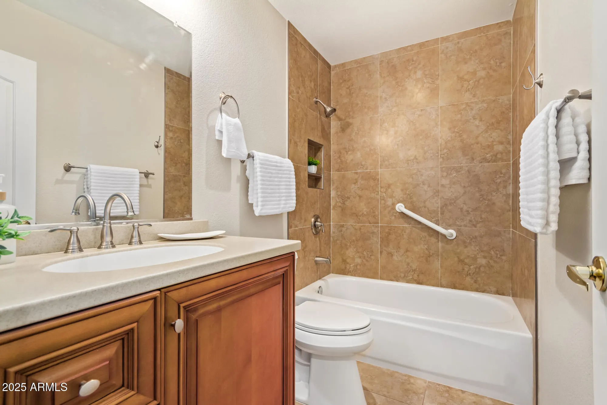 Property Slideshow image 28 of 35 | 15596 w flower ct, Goodyear, AZ, 85395