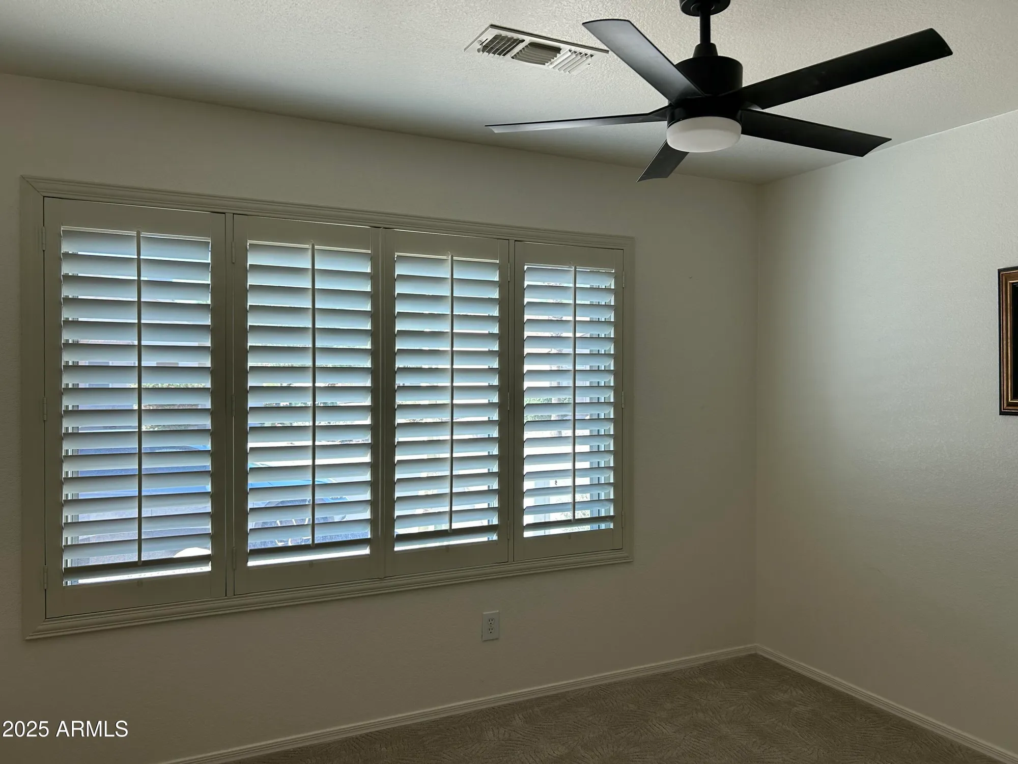 Property Slideshow image 7 of 28 | 1807 e lindrick dr, Chandler, AZ, 85249