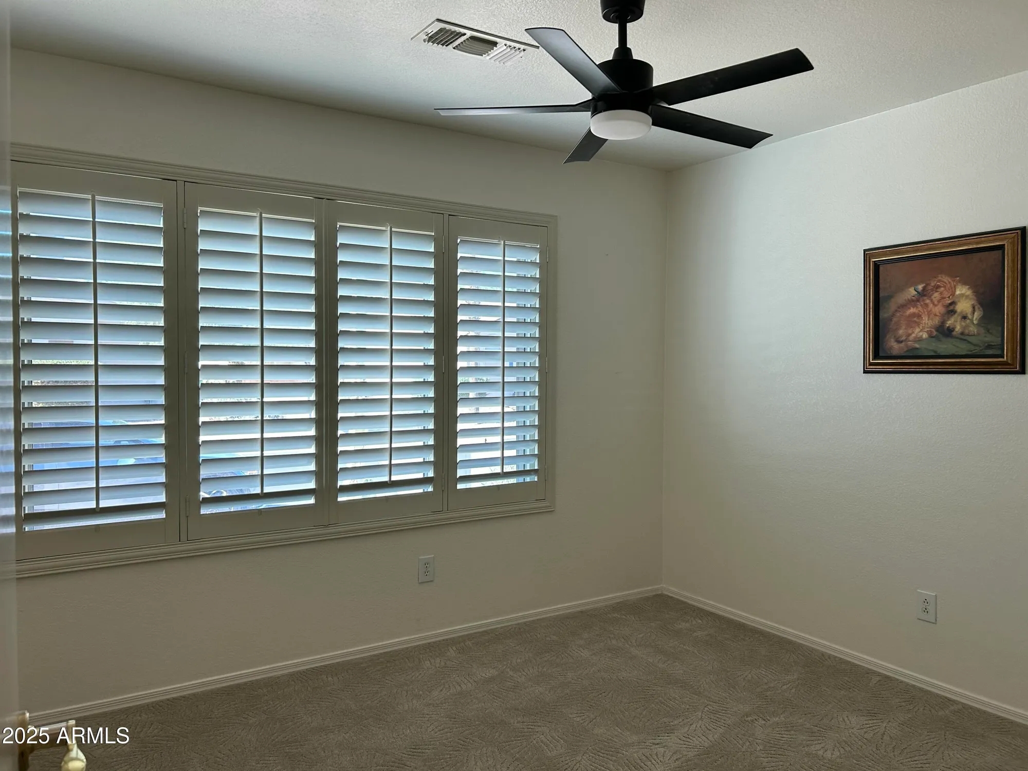 Property Slideshow image 9 of 28 | 1807 e lindrick dr, Chandler, AZ, 85249