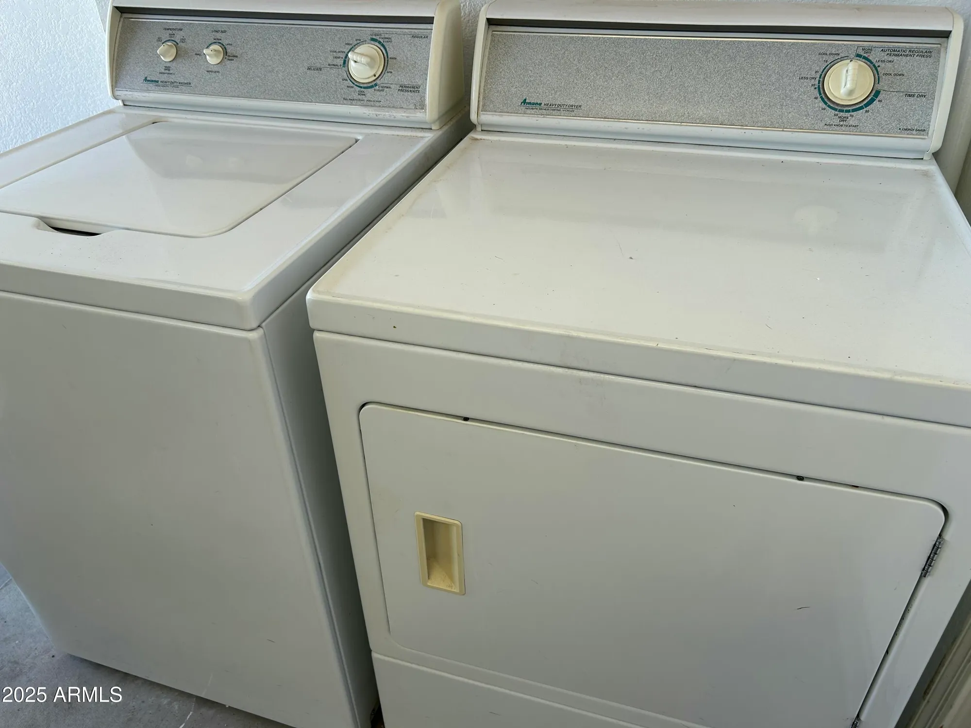 Property Slideshow image 16 of 28 | 1807 e lindrick dr, Chandler, AZ, 85249