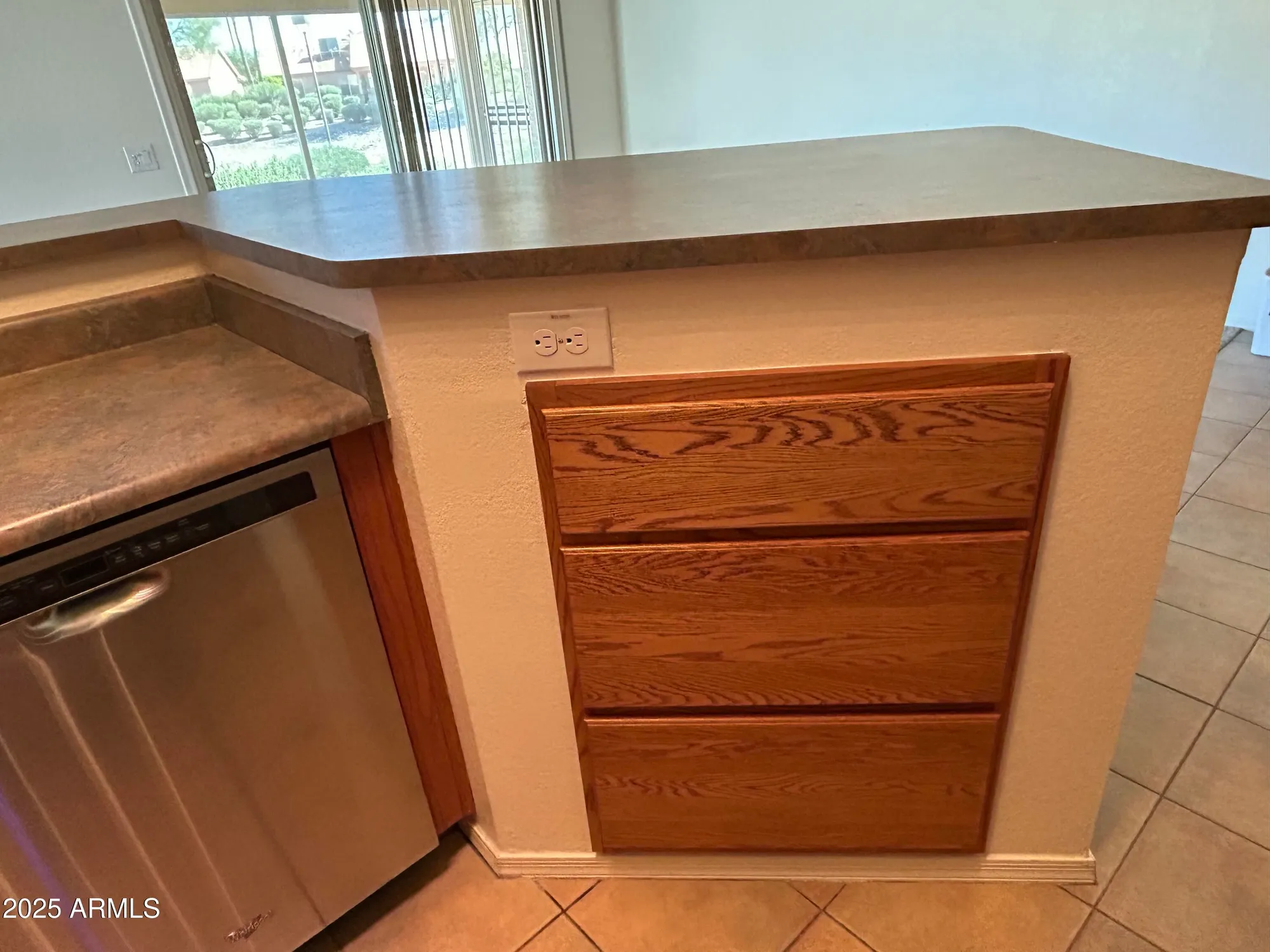 Property Slideshow image 20 of 28 | 1807 e lindrick dr, Chandler, AZ, 85249