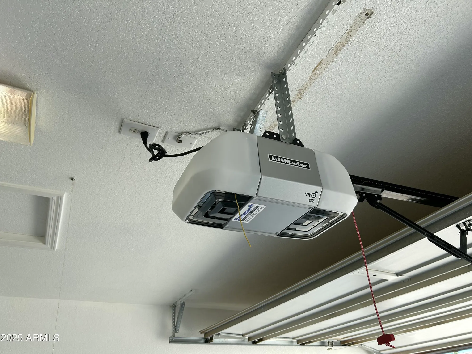 Property Slideshow image 26 of 28 | 1807 e lindrick dr, Chandler, AZ, 85249