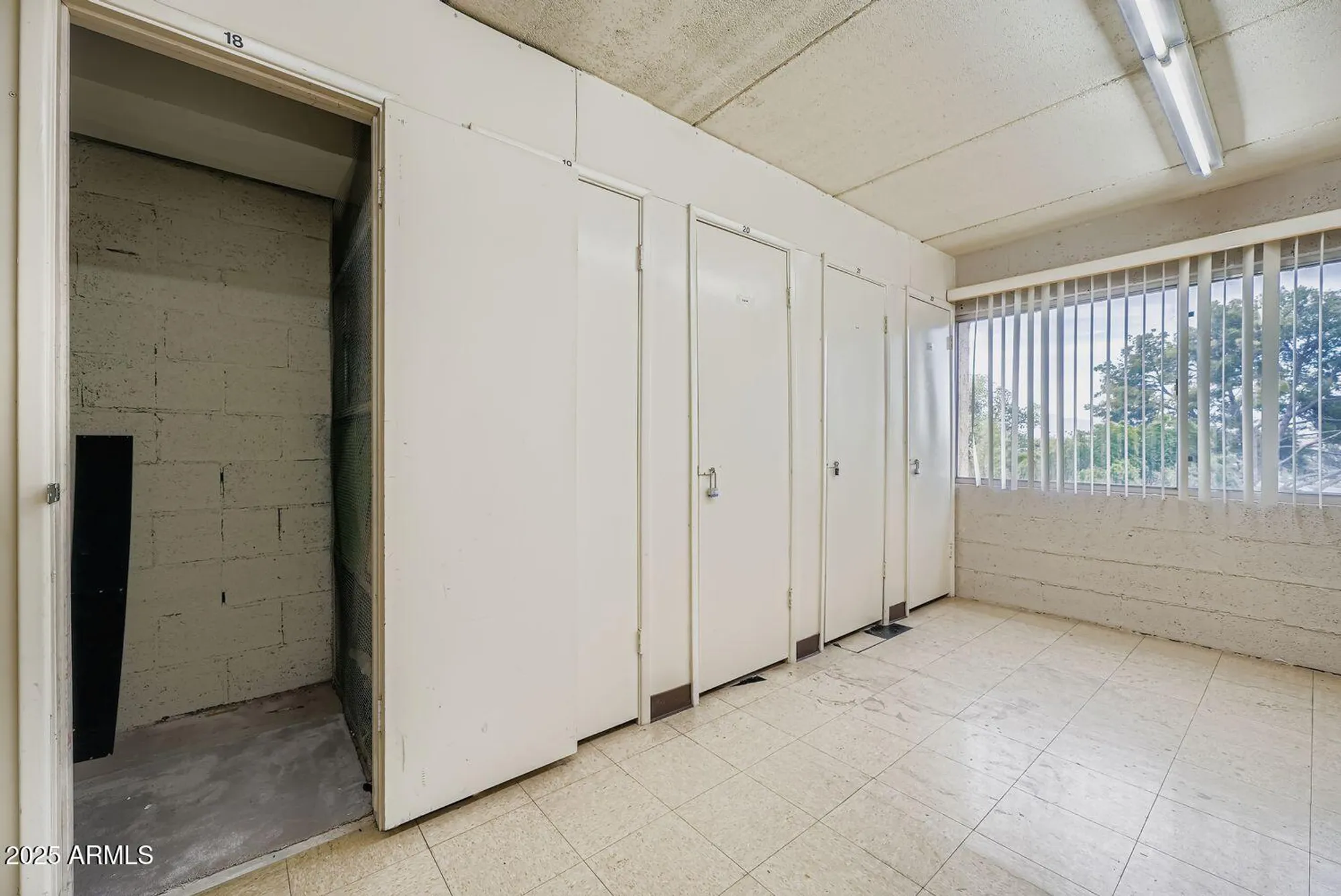 Property Slideshow image 20 of 33 | 7970 e camelback rd unit 307, Scottsdale, AZ, 85251