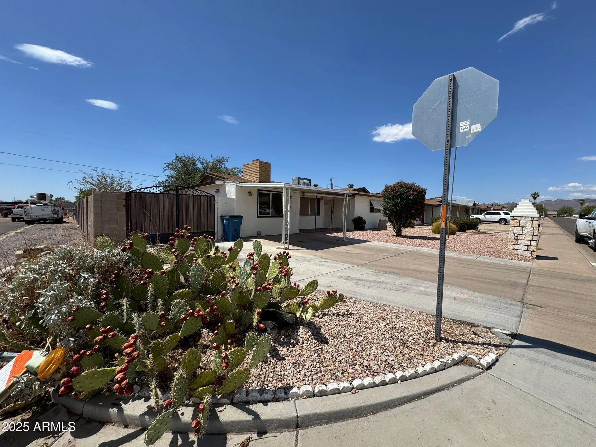 Property Slideshow image 4 of 26 | 1284 s lawther dr, Apache Junction, AZ, 85120