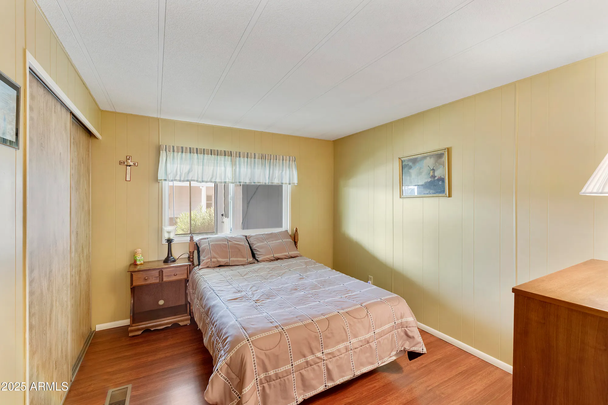 Property Slideshow image 12 of 35 | 8304 e desert trail, Mesa, AZ, 85208