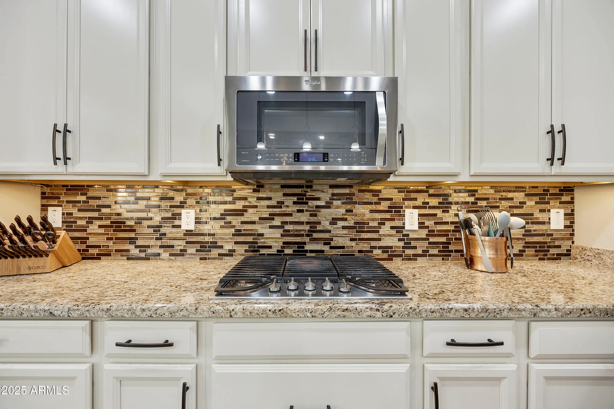 Property Slideshow image 5 of 68 | 10049 e topaz ave, Mesa, AZ, 85212